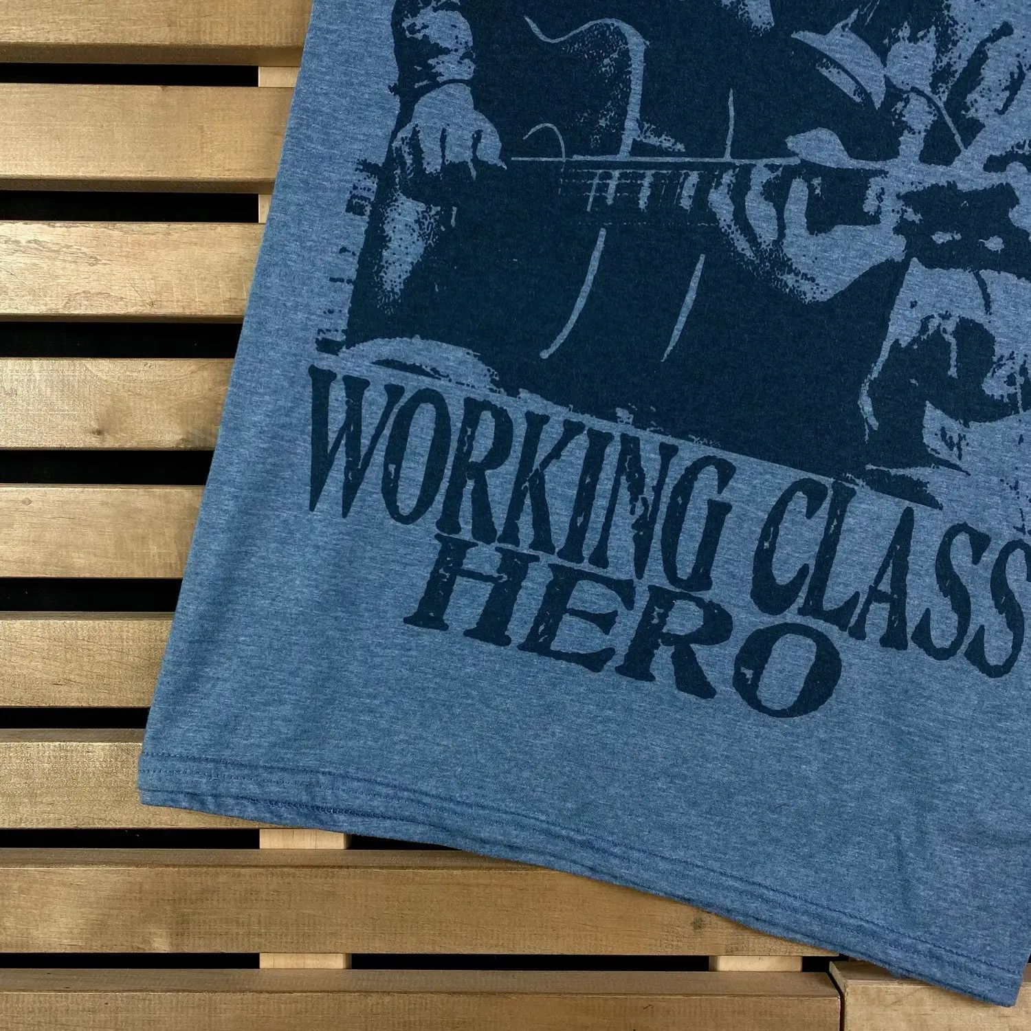 Band Tees Mens Vintage T Shirt Worcing Class Hero Size L Size US L / EU 52-54 / 3 - 3 Thumbnail