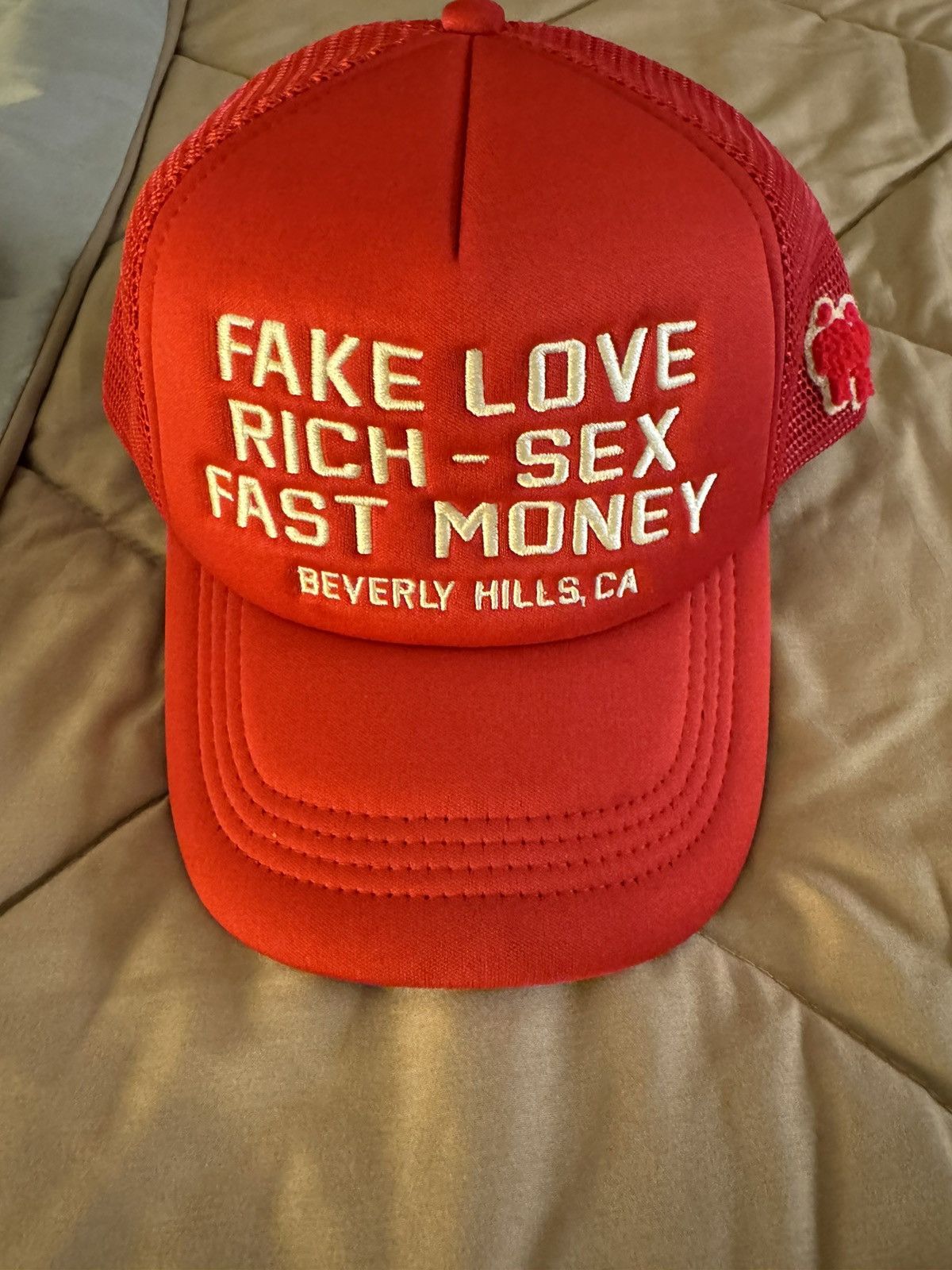 Homme + Femme La Fake love trucker hat | Grailed