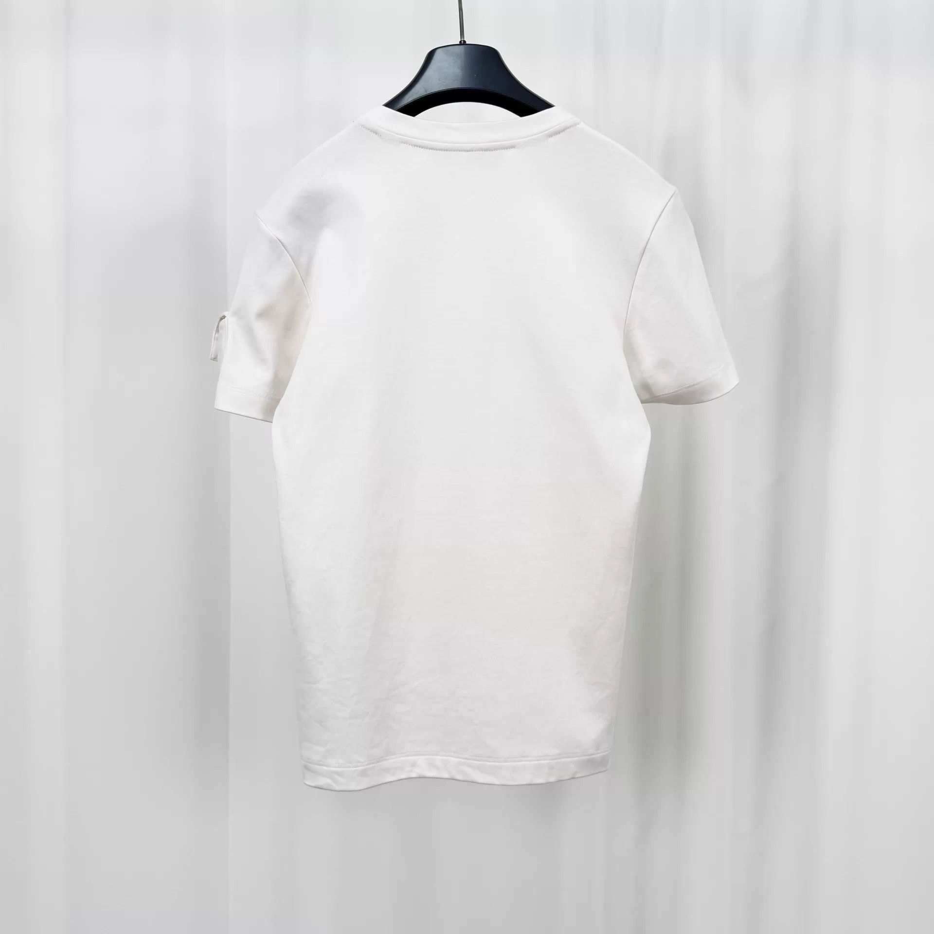 Fendi Fendi Double F Arm Pocket Short Sleeve T-Shirt XS Size XS / US 0-2 / IT 36-38 - 2 Thumbnail