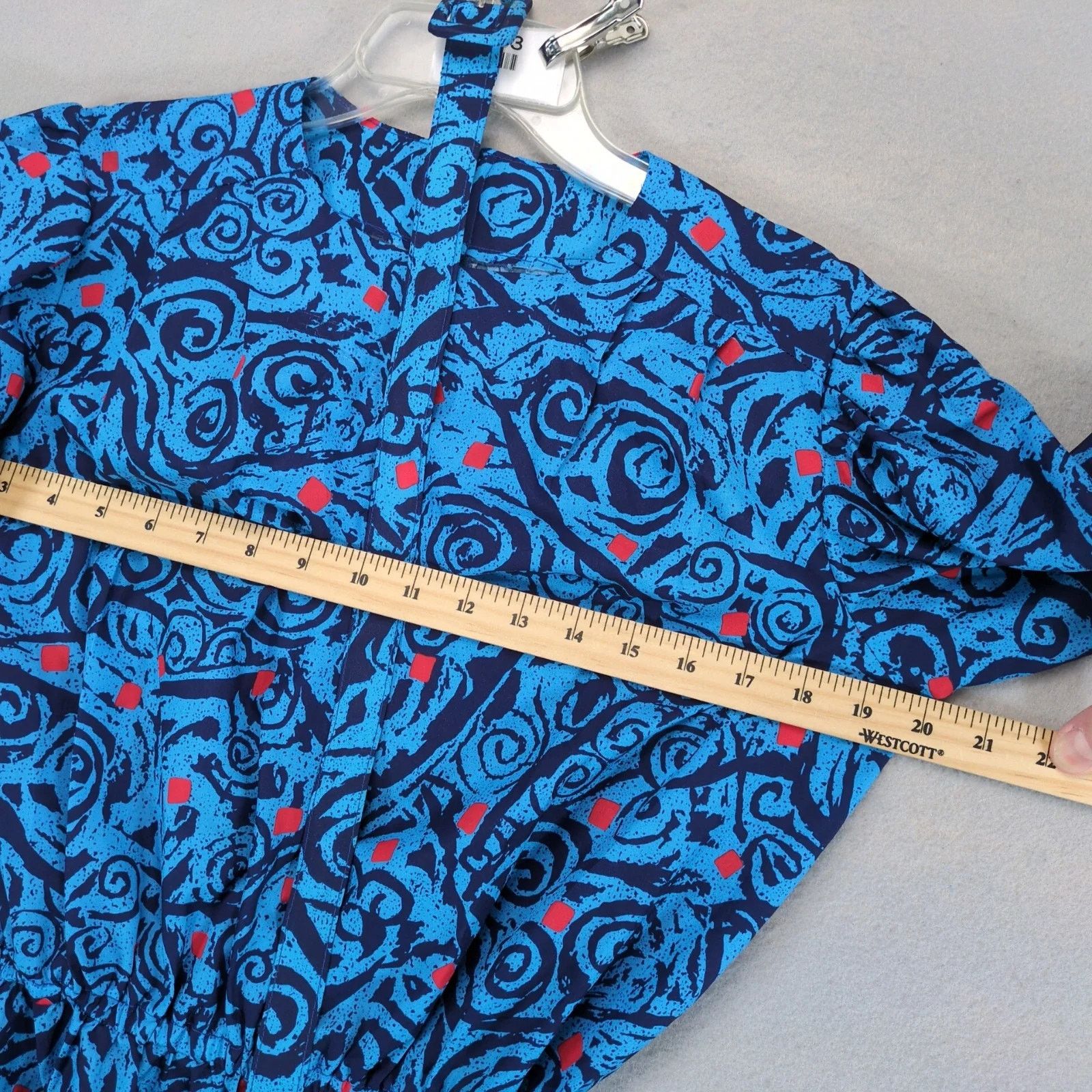 Handmade Vintage 1980s Handmade Blue Swirl Belted Blouson Dress Sz M Size M / US 6-8 / IT 42-44 - 7 Thumbnail