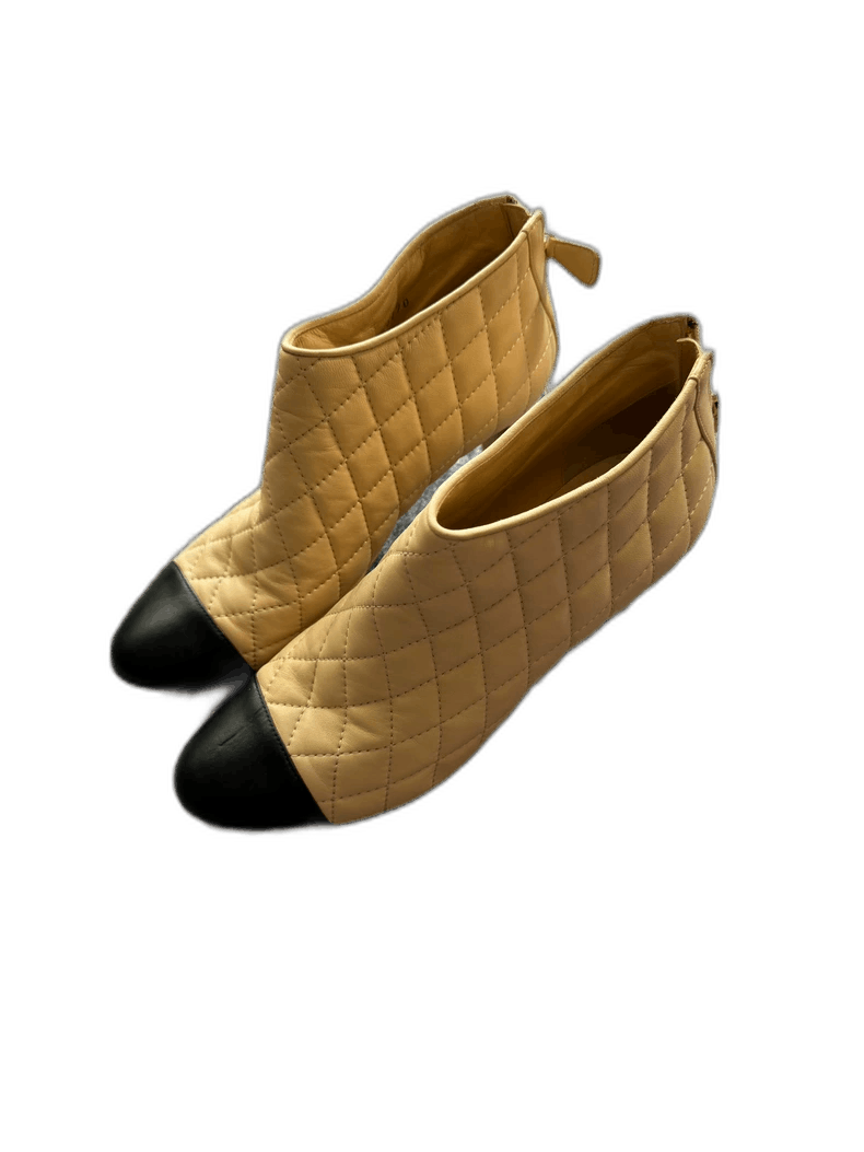 Chanel Chanel Quilted Beige High Heels -2505 Size US 6.5 / IT 36.5 - 1 Thumbnail