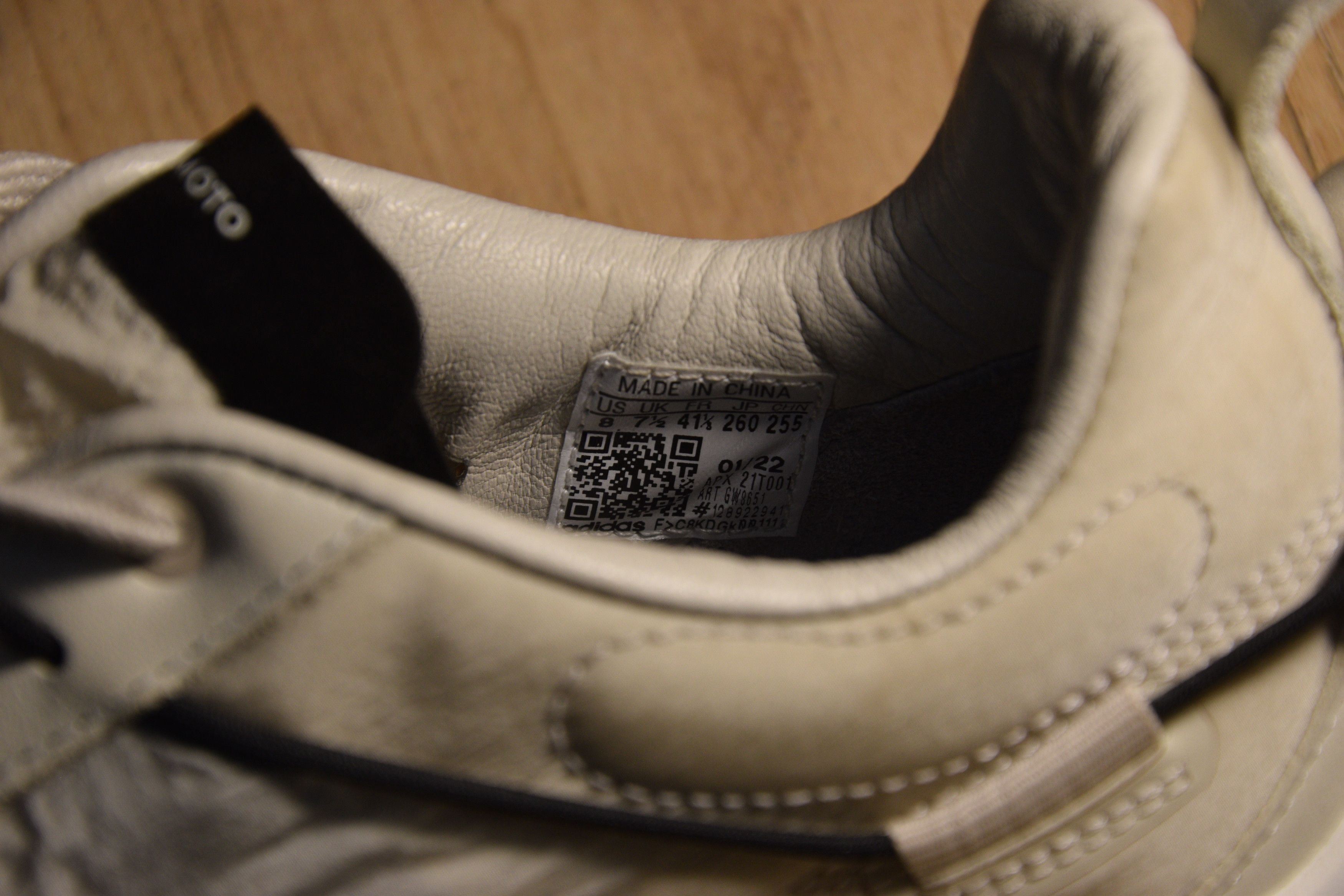 Y-3 Shiku Run Size US 7.5 / EU 40-41 - 6 Thumbnail