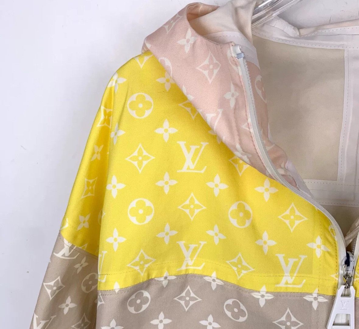 Louis Vuitton Louis Vuitton LV 22 logo long floral hooded zipper jacket Size US XXS / EU 40 - 3 Thumbnail