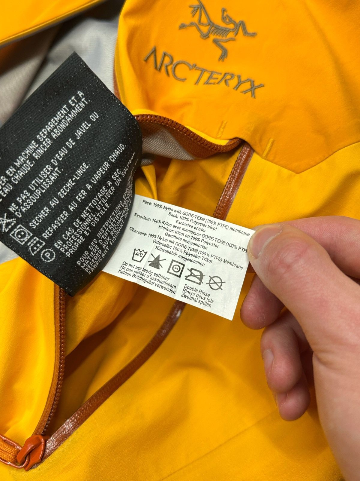 Arc'teryx Arc’teryx Orange Gore-Tex Jacket Gorpcore Outdoor Size L / US 10 / IT 46 - 21 Thumbnail