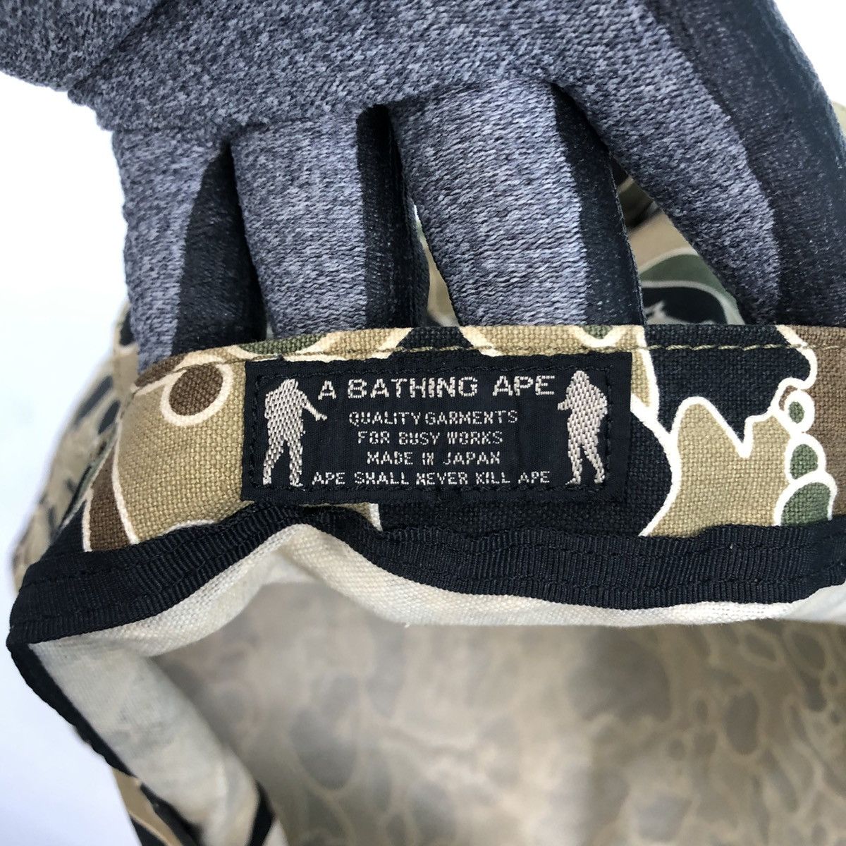 Bape A BATHING APE CAMO CANVAS TOTE BAG Size ONE SIZE - 6 Thumbnail