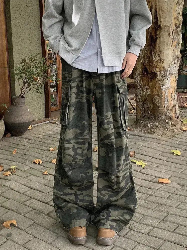 Japanese Brand Retro loose pocket camouflage jeans Size US 32 / EU 48 - 1 Thumbnail