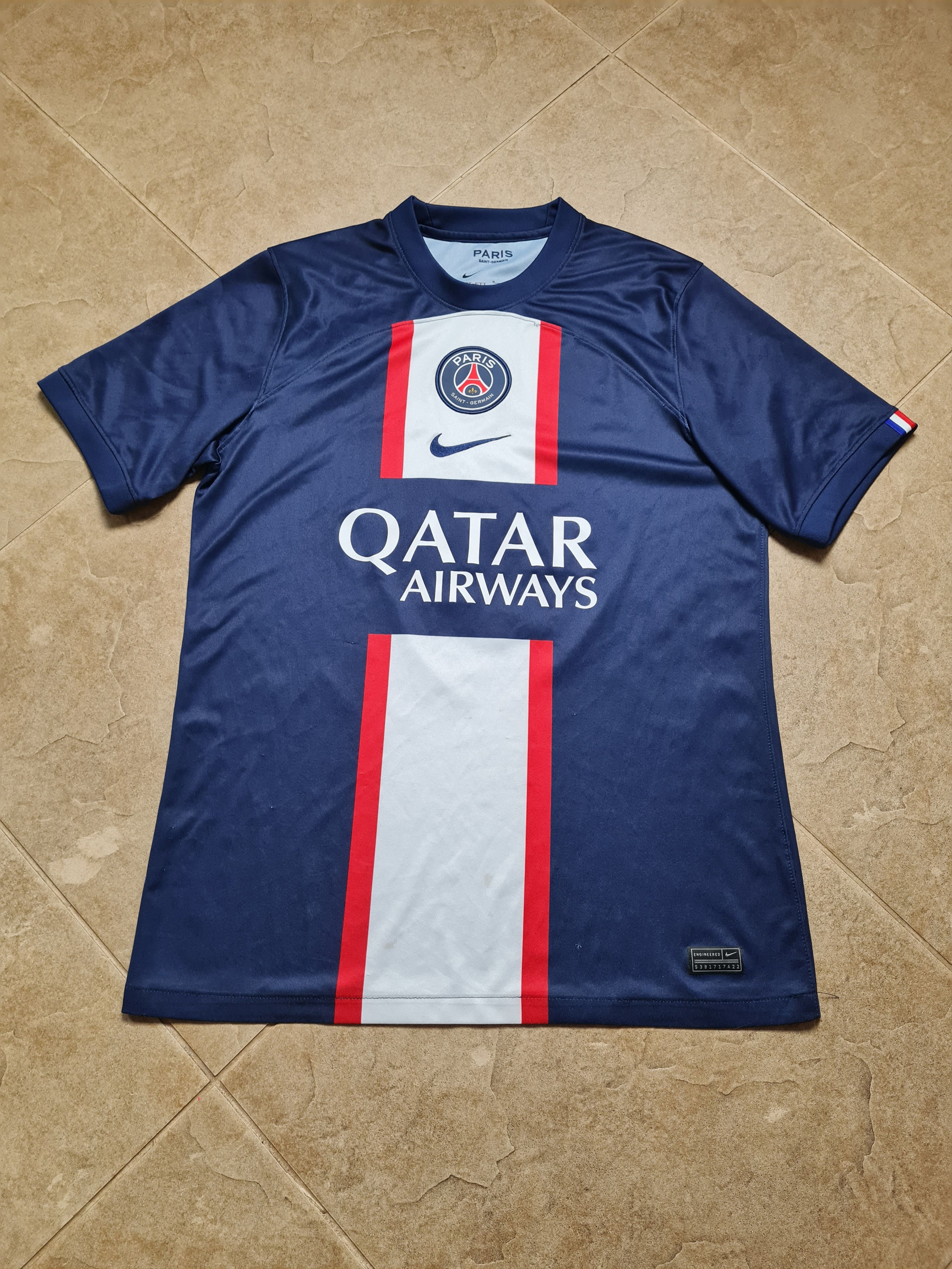 Nike PSG Ramos #4 Home Soccer Shirt Soccer Nike Paris Saint Size US M / EU 48-50 / 2 - 15 Thumbnail