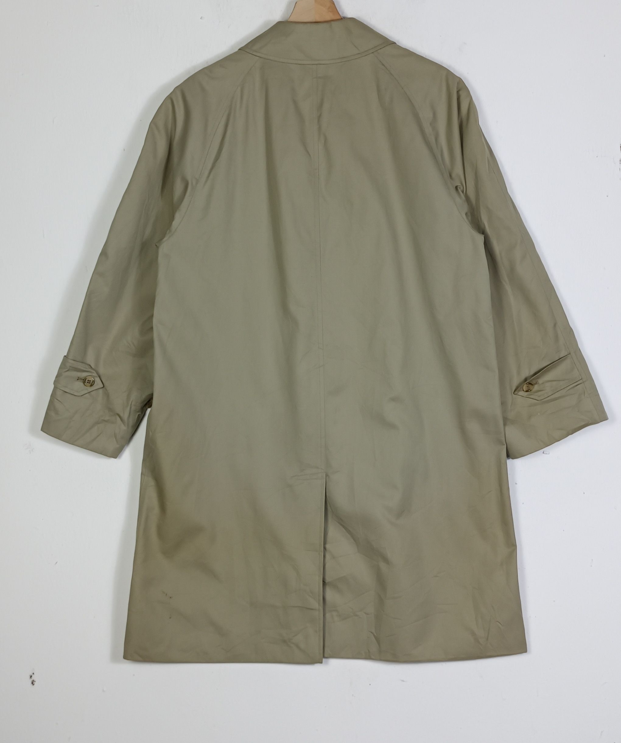 Burberry Vintage Burberrys London Nova Check 46 Short C95B Size US L / EU 52-54 / 3 - 5 Thumbnail