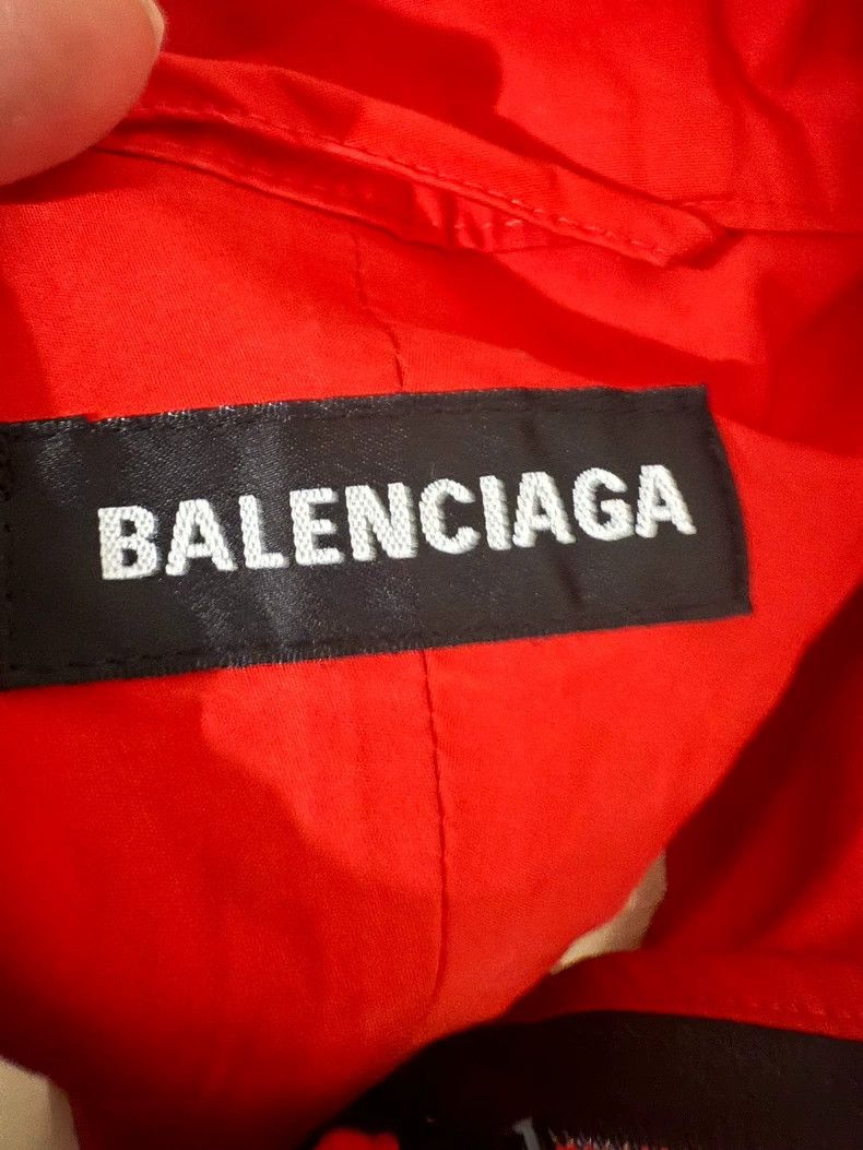 Balenciaga Balenciaga Red and White Patchwork Windbreaker Size US S / EU 44-46 / 1 - 4 Thumbnail