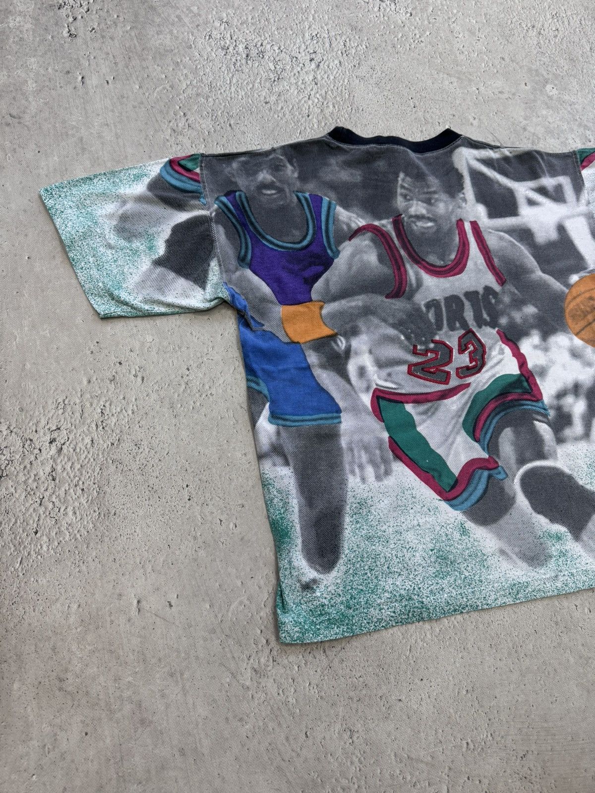 Jordan Brand × Nike × Vintage Vintage 90s Nike Michael Jordan T-Shirt Size US M / EU 48-50 / 2 - 10 Thumbnail
