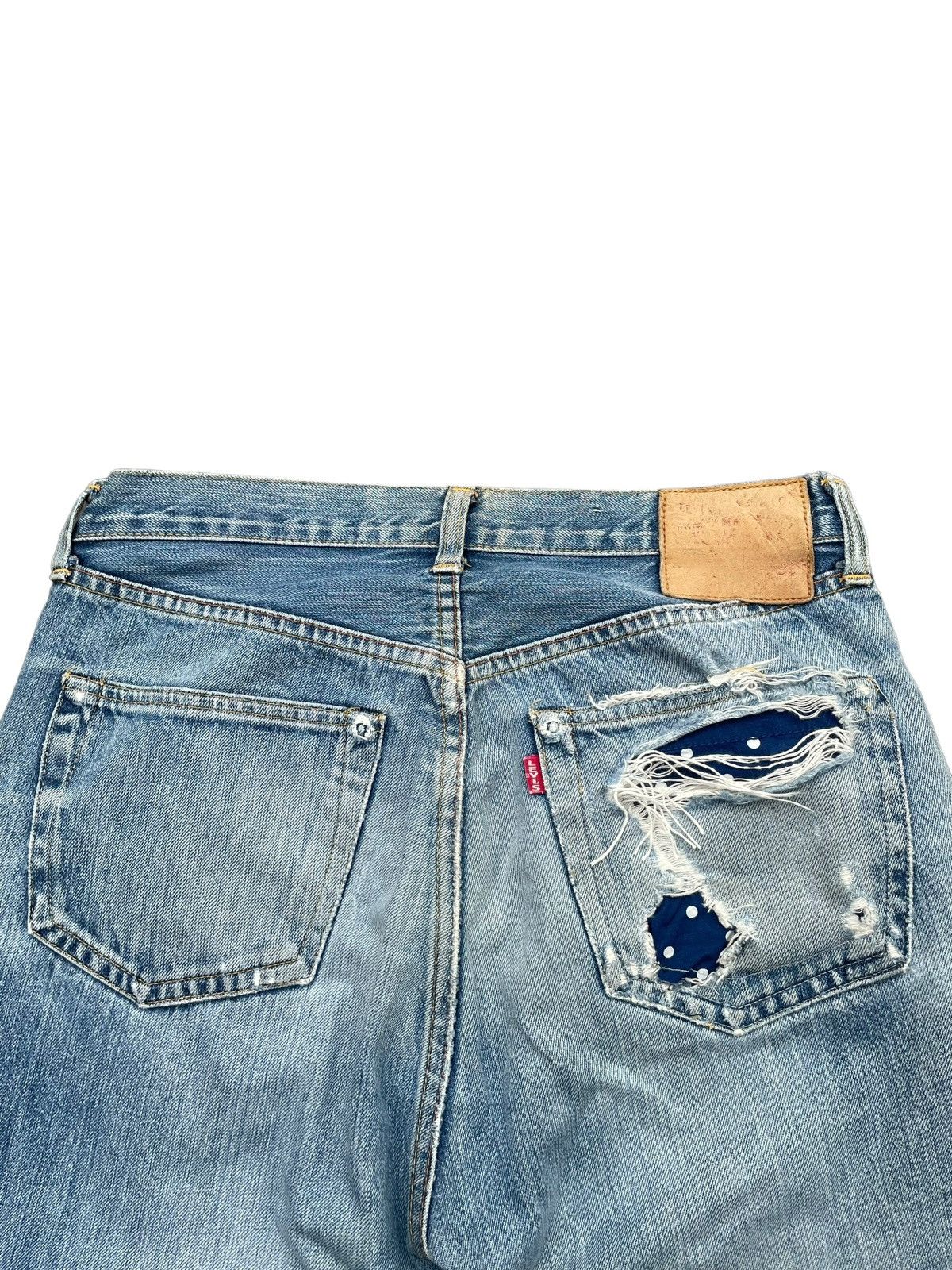 Levi's Vintage 1999 Levis 501 E 1944 Selvedge Distresed Size US 32 / EU 48 - 11 Thumbnail