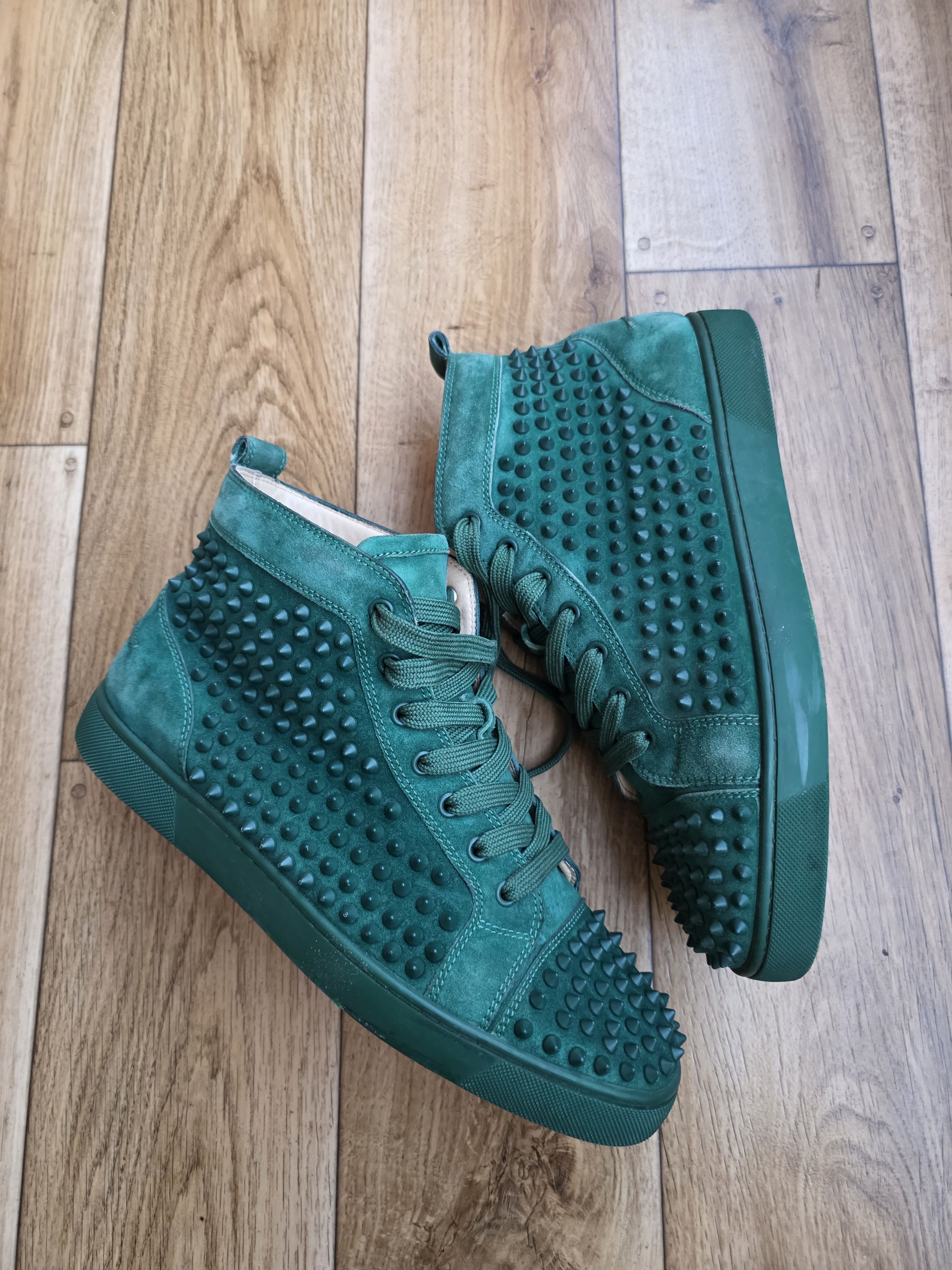 Christian Louboutin Christian Louboutin Suede Louis Junior Spikes Size US 10 / EU 43 - 11 Thumbnail