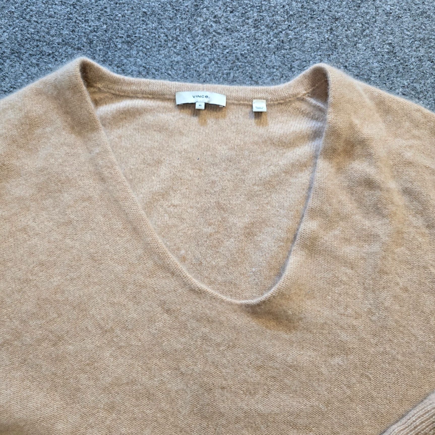 Vince Vince Sweater Womens Size XL Brown Cashmere V-Neck Long Sleeve Cozy Capsule Pullover Knit Casual Womens Size XL / US 12-14 / IT 48-50 - 2 Thumbnail