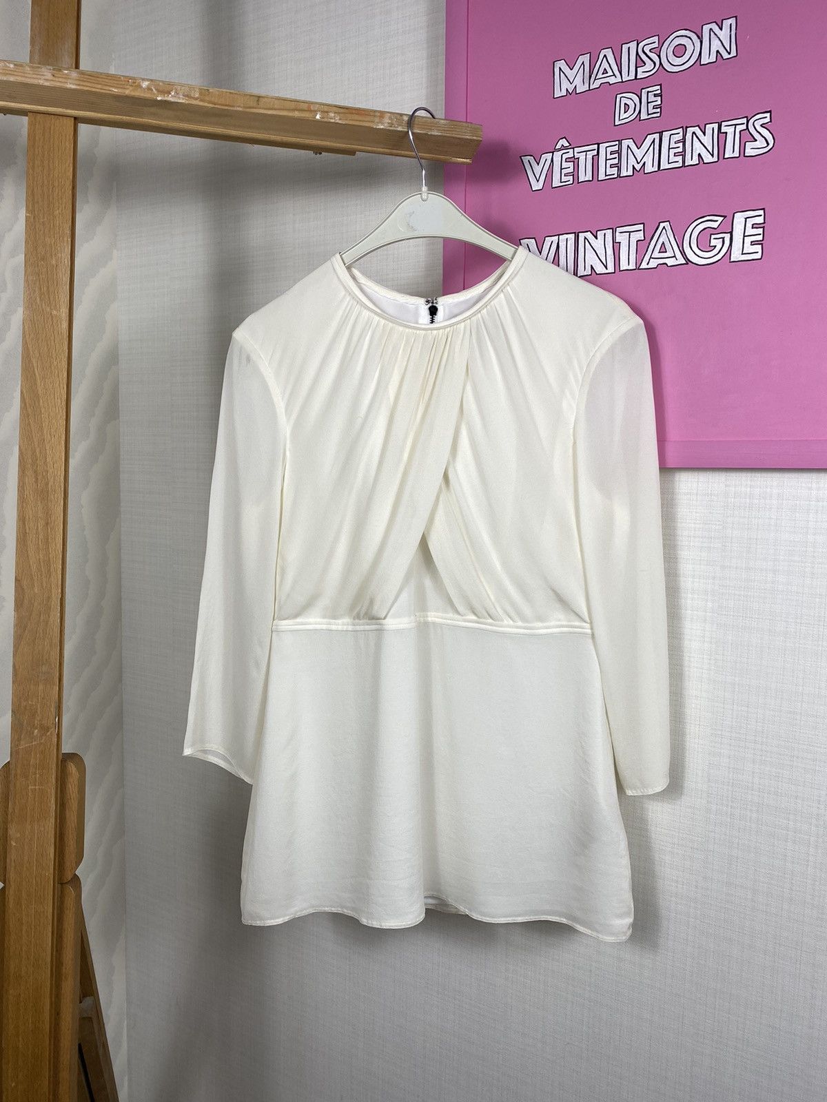 Burberry Burberry Pleated Cross Blouse Size S / US 4 / IT 40 - 2 Thumbnail