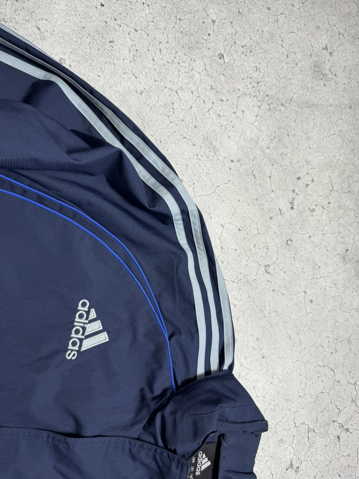 Adidas Adidas FC Chelsea Y2K Nylon Football Jacket Vintage Size US L / EU 52-54 / 3 - 6 Thumbnail