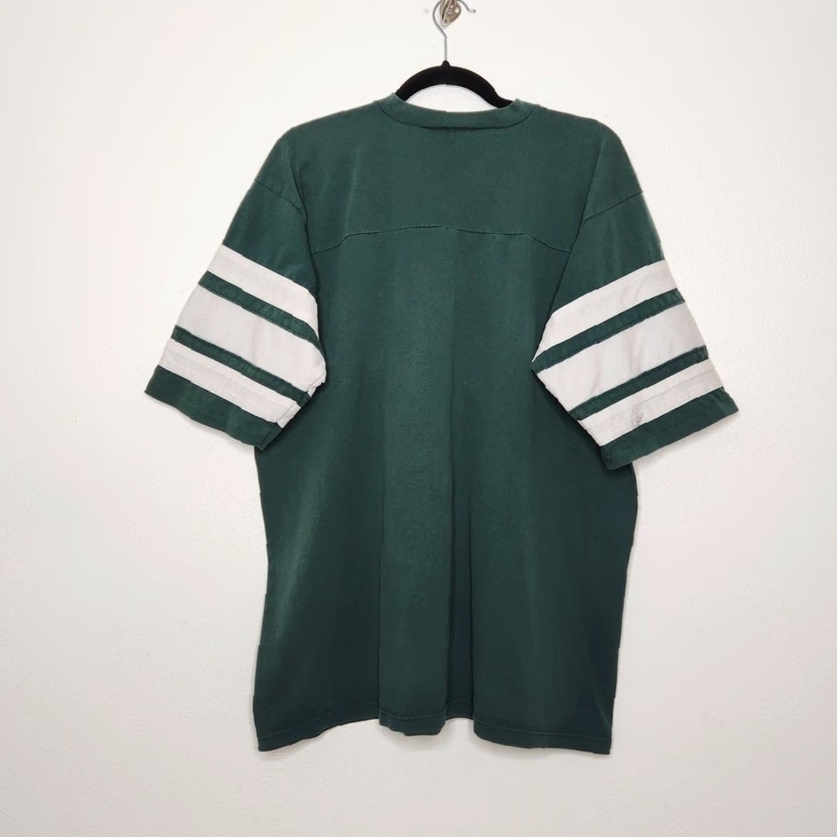 NFL VINTAGE ’93 Green Bay Packers Cotton Jersey Spellout Logo XL Wisconsin NFL Shirt Mens XL Green 90s Vintage Logo Spellout Wisconsin NFL Size US XL / EU 56 / 4 - 5 Thumbnail