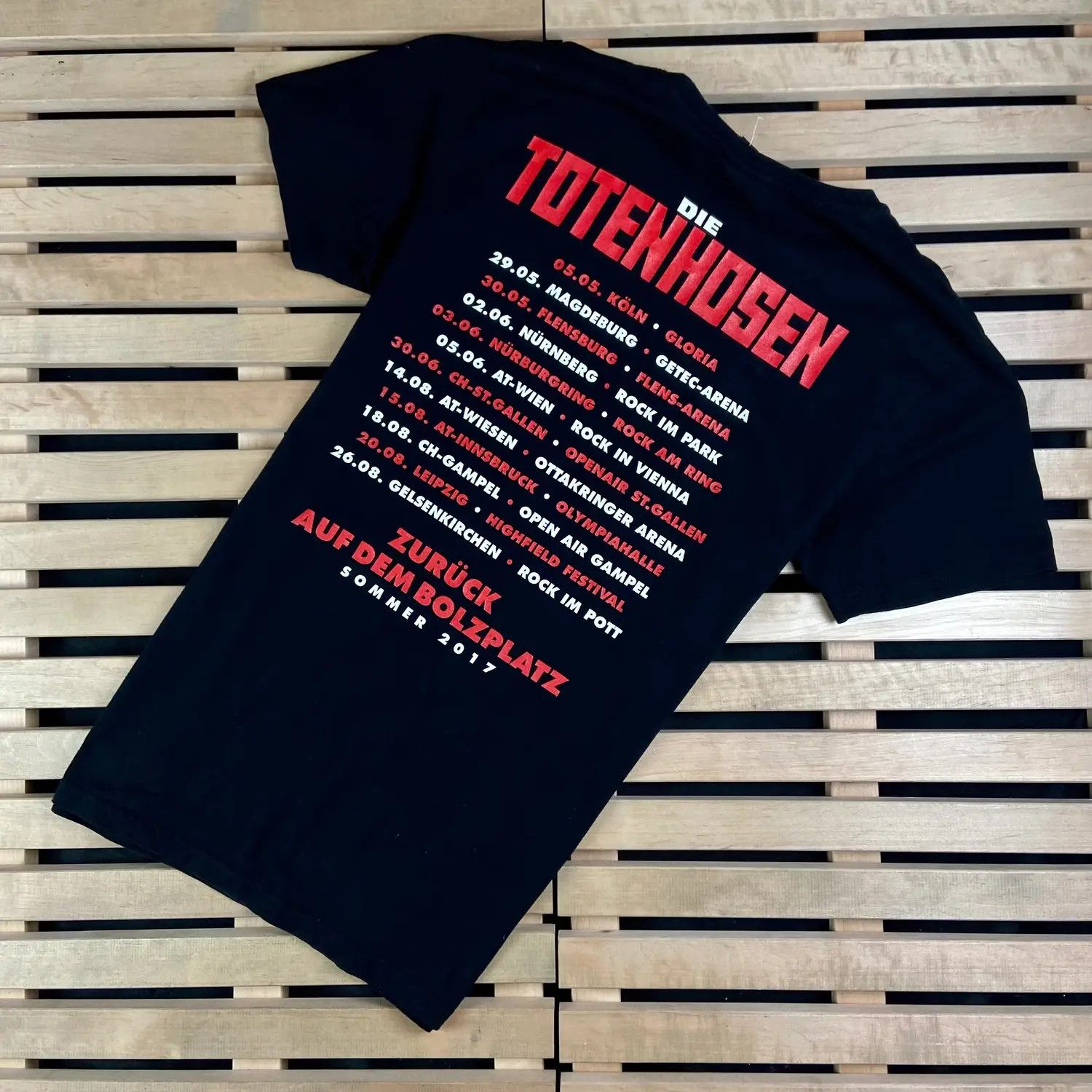 Band Tees Mens Vintage T Shirt Die Toten Hosen Size L Size US L / EU 52-54 / 3 - 6 Thumbnail