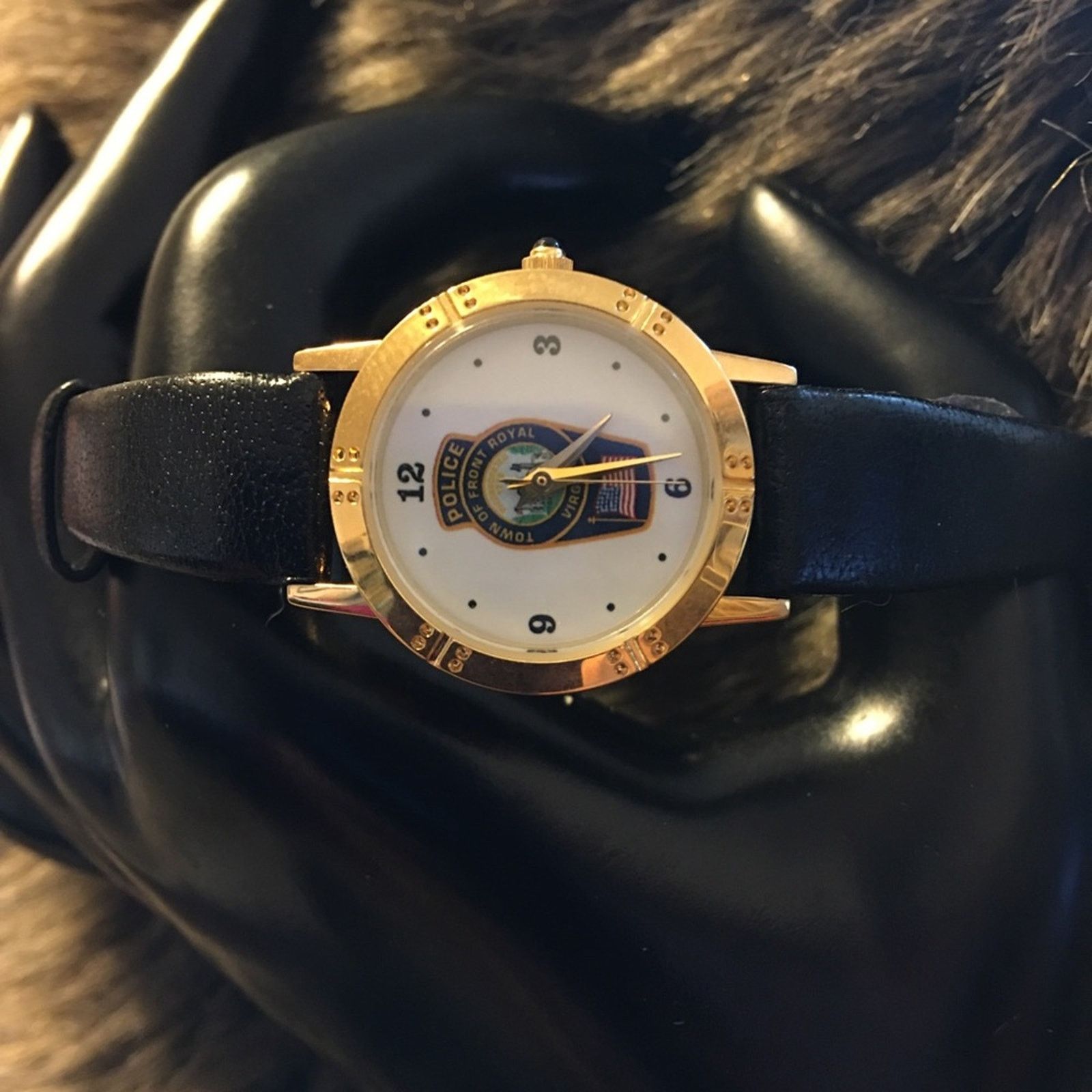 Other Ladies Town of Front Royal VA Police leather watch Size ONE SIZE - 2 Thumbnail