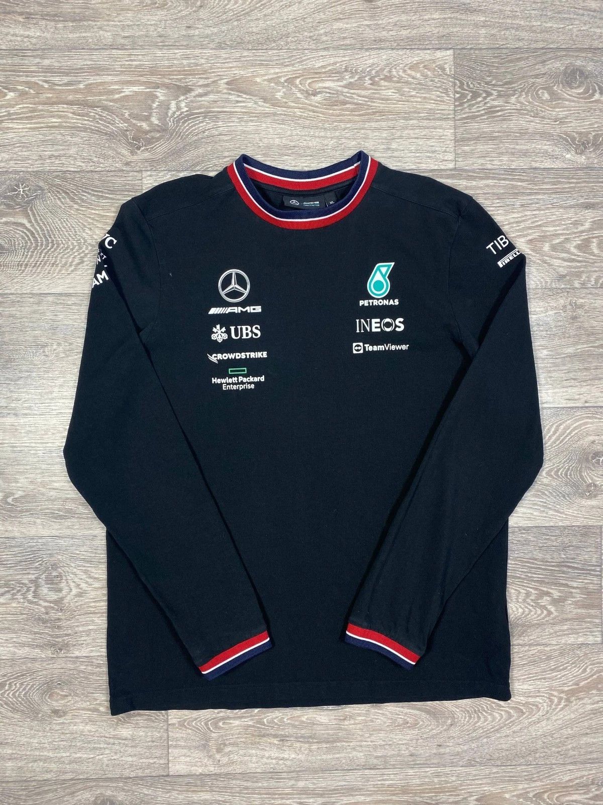 Mercedes-Benz Mercedes AMG Petronas F1 Team Mens Long Sleeve Driver Tee Size US XL / EU 56 / 4 - 3 Thumbnail