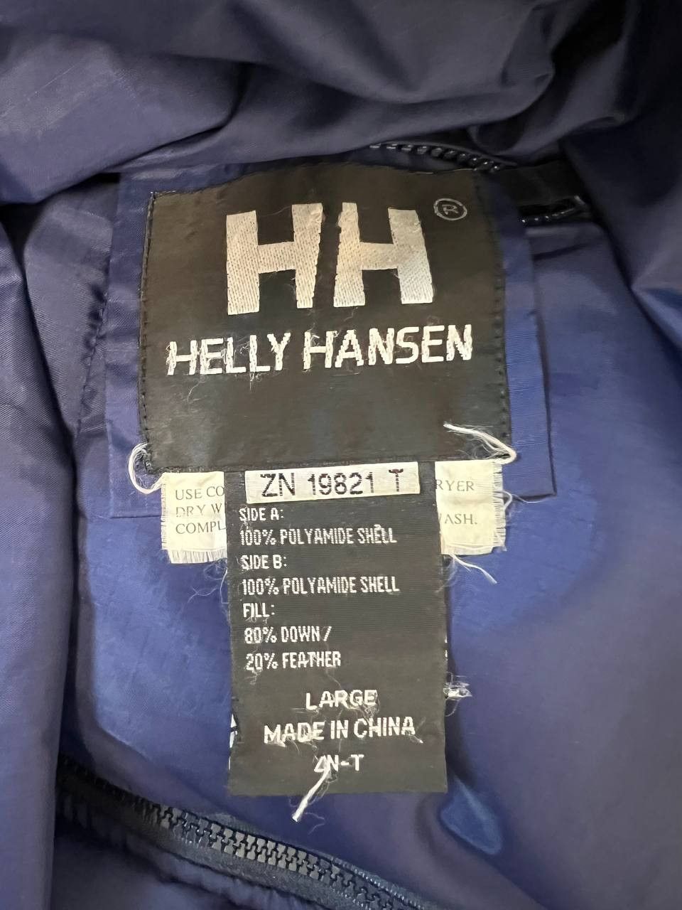 Helly Hansen HELLY HANSEN ZN19821T REVERSIBLE PUFFER JACKET Sz L Size US S / EU 44-46 / 1 - 11 Thumbnail