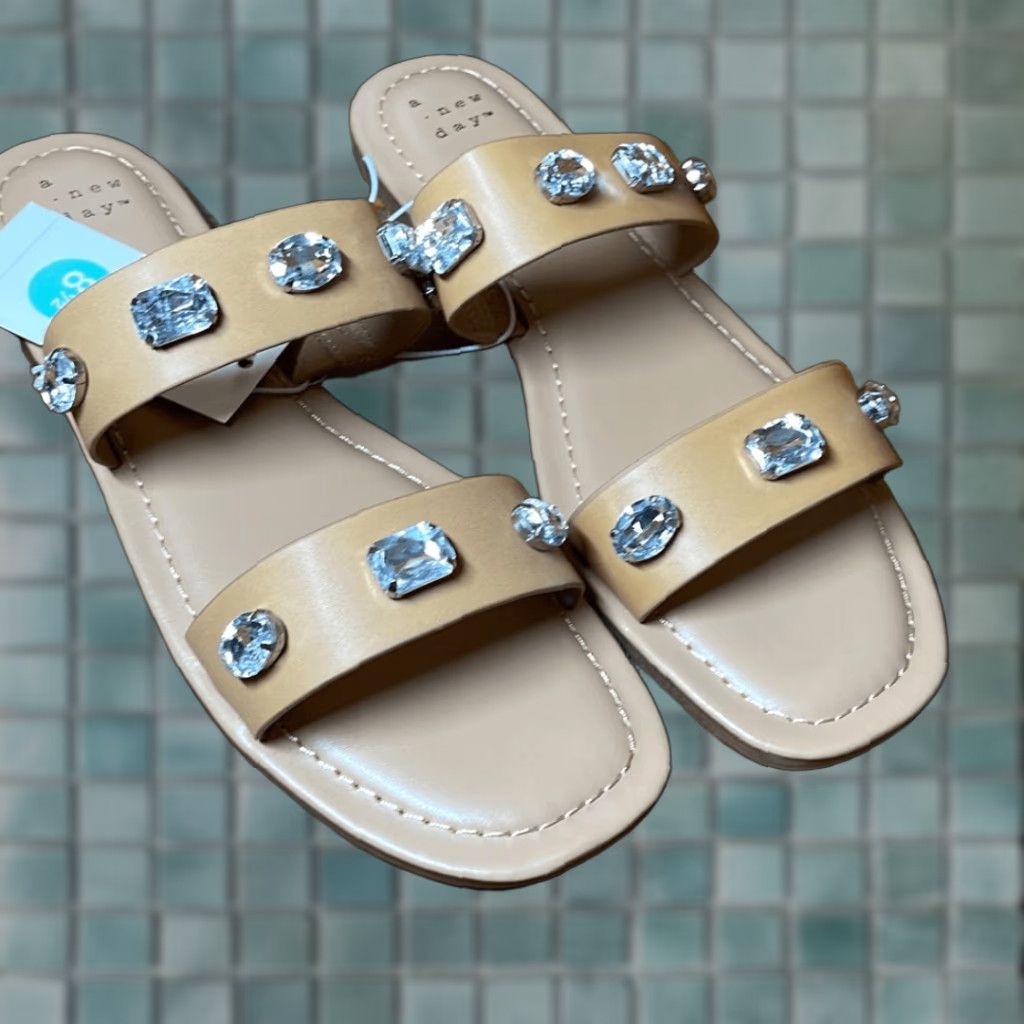 Vintage VINTAGE? No. Just rearrange: A new day Womens Brit Sandals Slip On Rhinestones Tan 8.5 Sandal Strappy Size 8 1/2 NEW Size US 9 / IT 39 - 1 Thumbnail