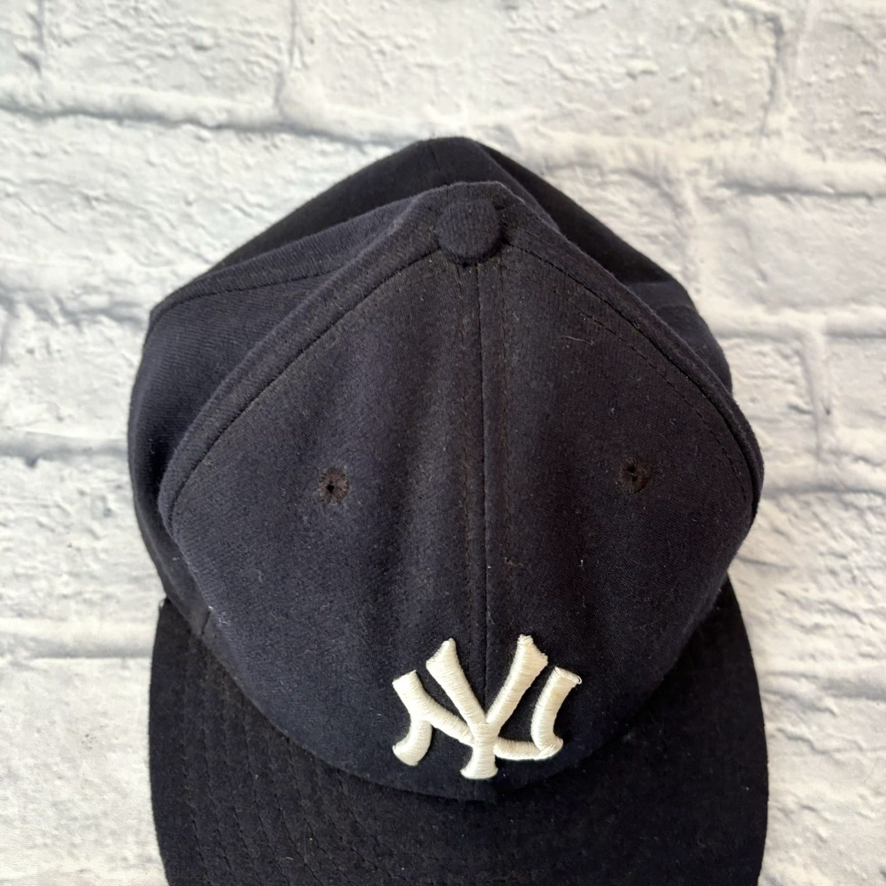 New Era NY Yankees MLB New Era 59FIFTY On Field Cool Base Hat Fitted 7 5/8 Navy White Unisex Adults Baseball Cap Mens/ Womens Size ONE SIZE - 7 Thumbnail