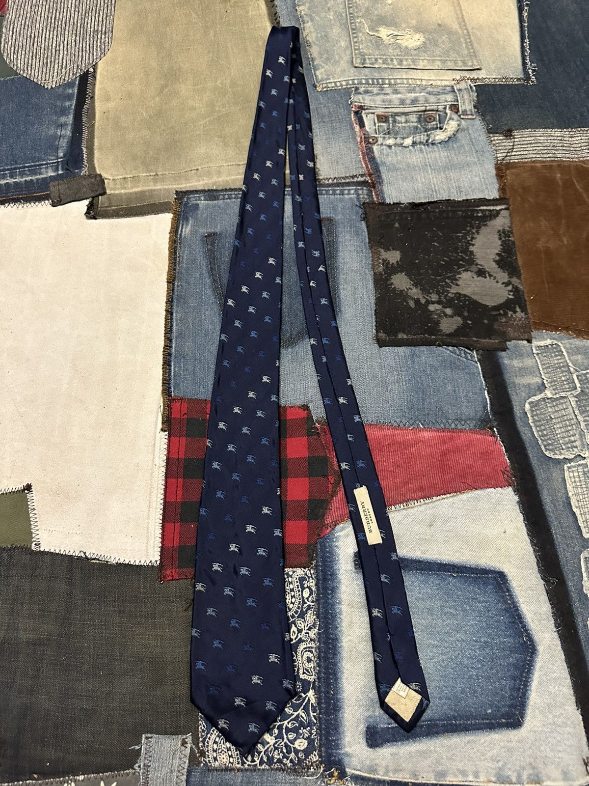 Burberry × Vintage Vintage Burberry Tie Made In England Size ONE SIZE - 2 Thumbnail