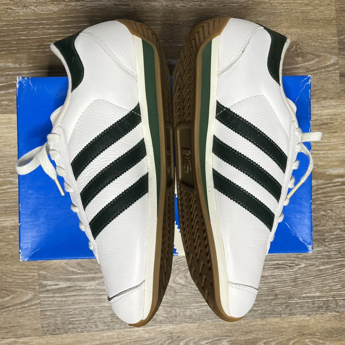 Adidas × Vintage y2k adidas country 2 Size US 9 / EU 42 - 3 Thumbnail