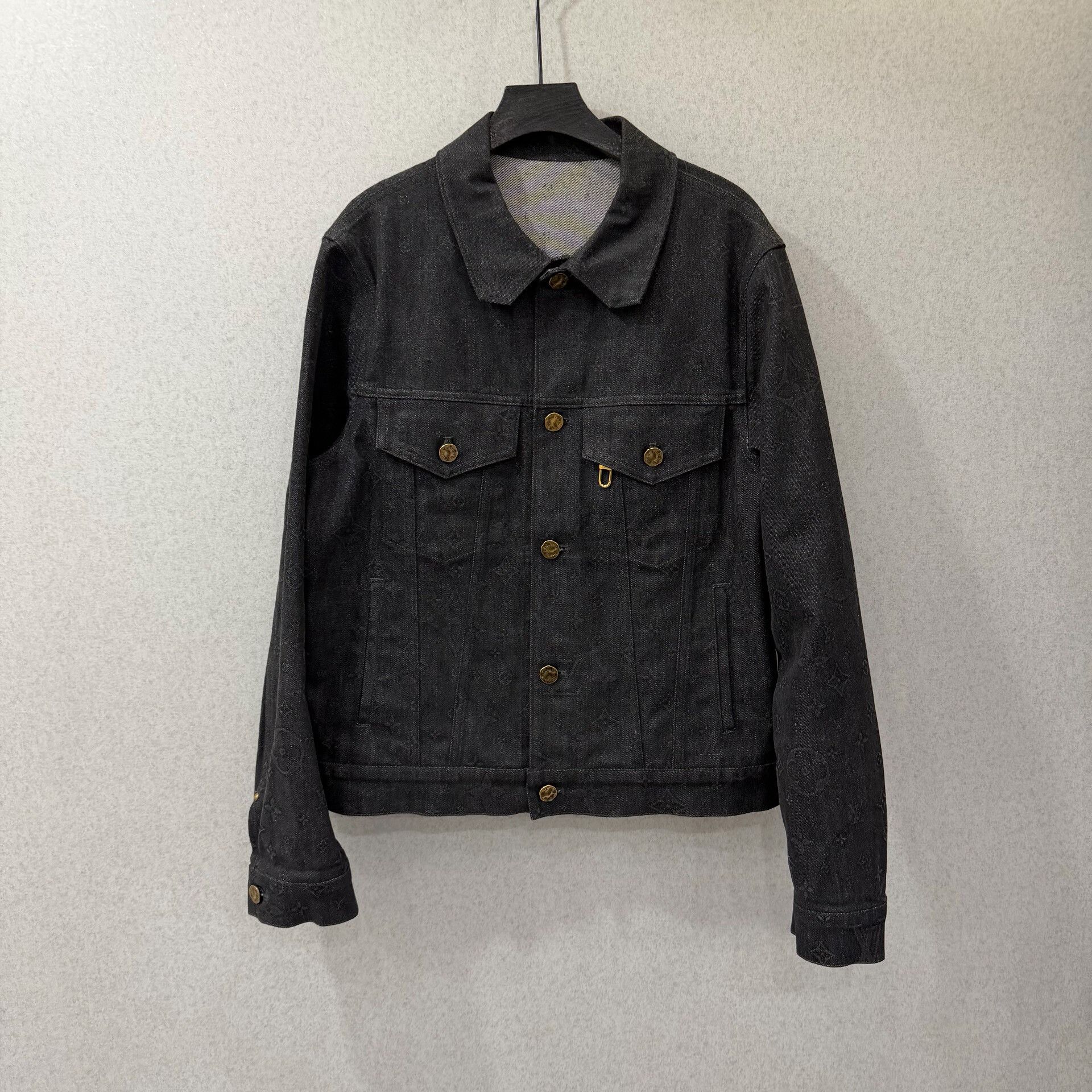 Louis Vuitton Louis Vuitton Denim Light Jacket xl Men Size US XL / EU 56 / 4 - 1 Thumbnail