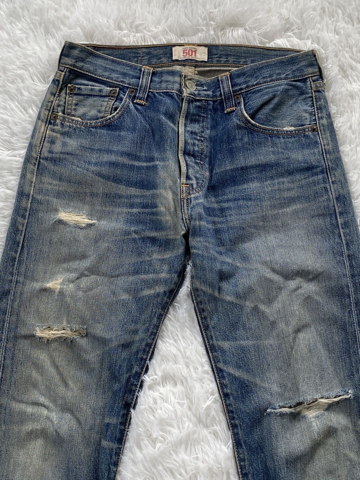 Levi's 🔥BINDING NOW🔥Vintage Levi’s 501 Distressed Jeans Button-fly Size US 30 / EU 46 - 5 Thumbnail