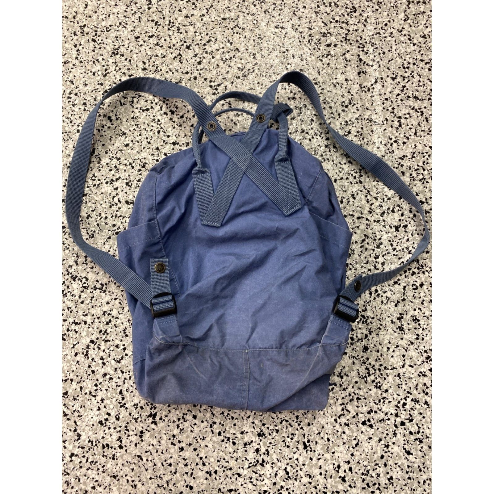 Vintage Fjällräven Kanken Backpack Daypack Book Bag 23510 Blue Preppy Classic College Preppy Unisex Adults Medium Backpack Mens Womens Boys Girls Bag Size ONE SIZE - 4 Thumbnail