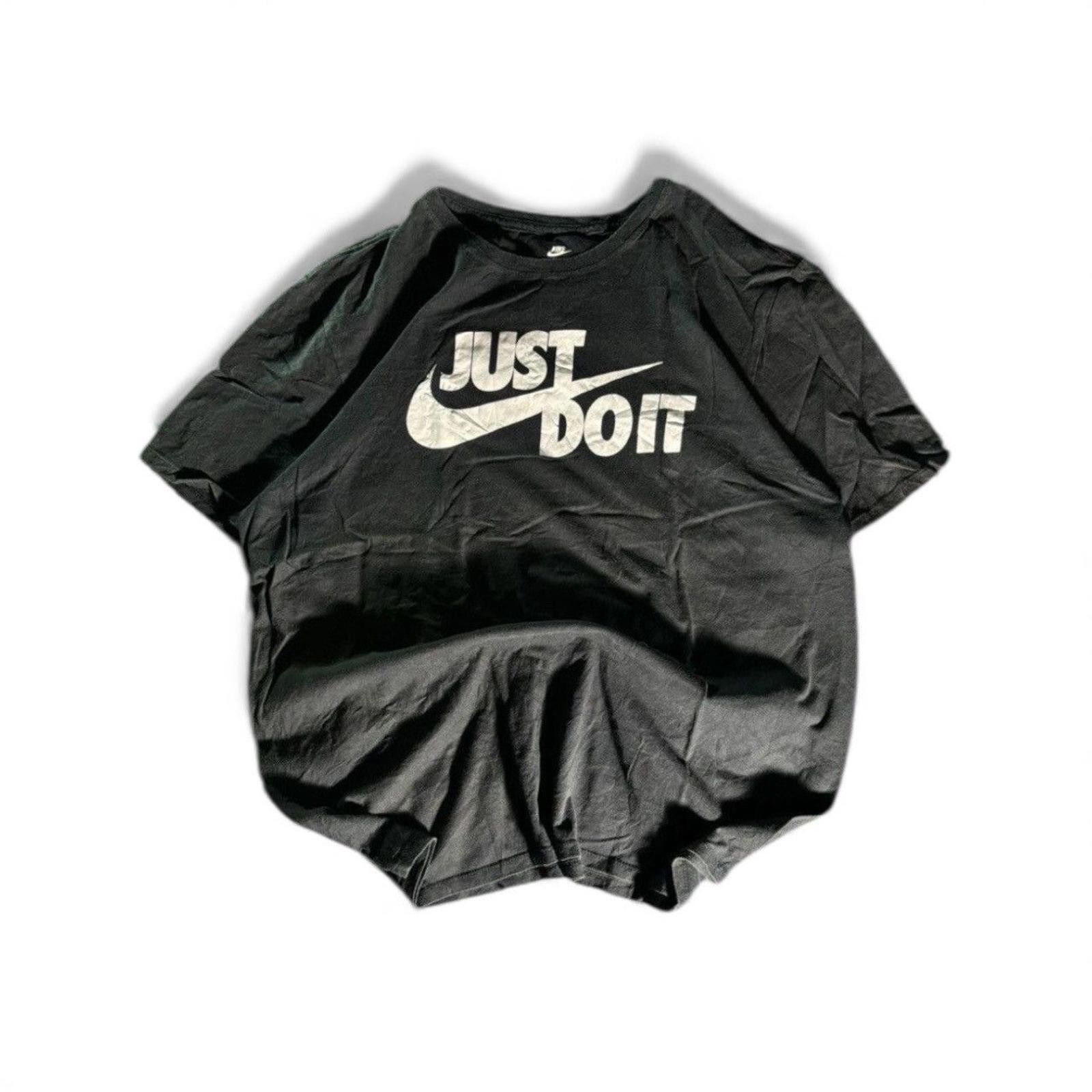 Nike 2010s Nike “Just Do It” Tee Size US XL / EU 56 / 4 - 1 Thumbnail