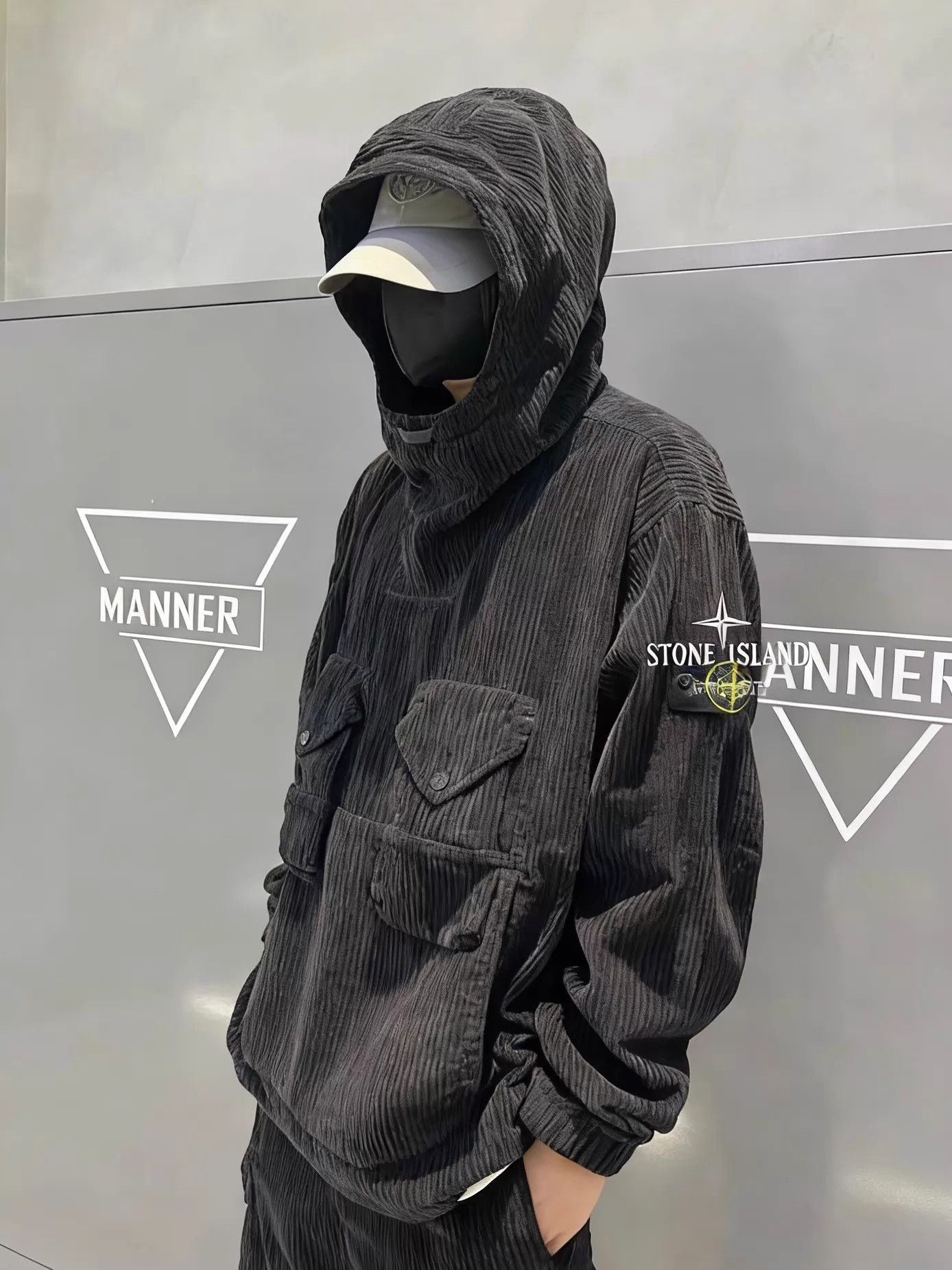 Stone Island Stone Island 23FW Corduroy Multi-Pkt Hooded Jacket Black S Size US S / EU 44-46 / 1 - 1 Thumbnail