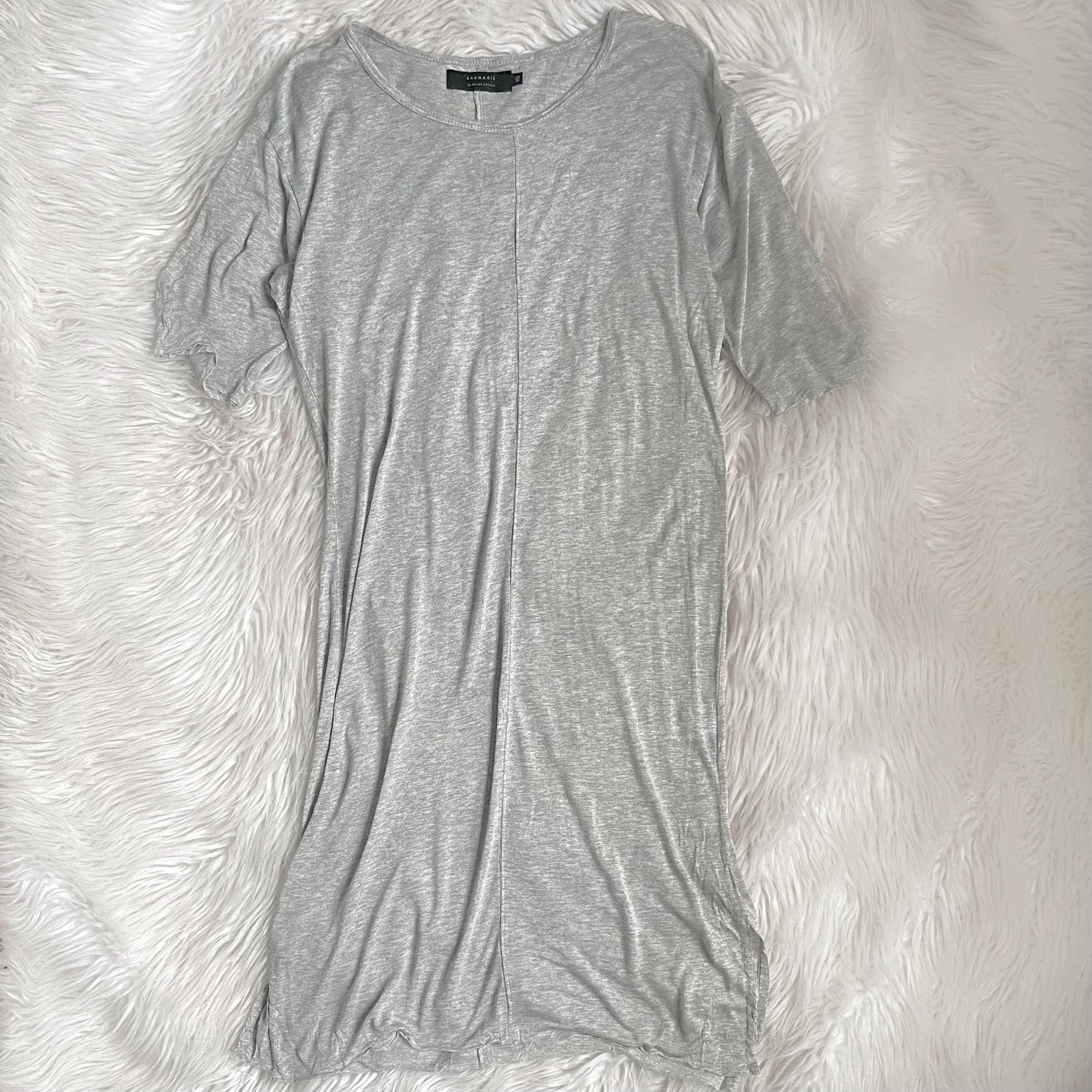 Daniel Patrick Knomadik by Daniel Patrick light gray t shirt long size XS Size US XS / EU 42 / 0 - 2 Thumbnail
