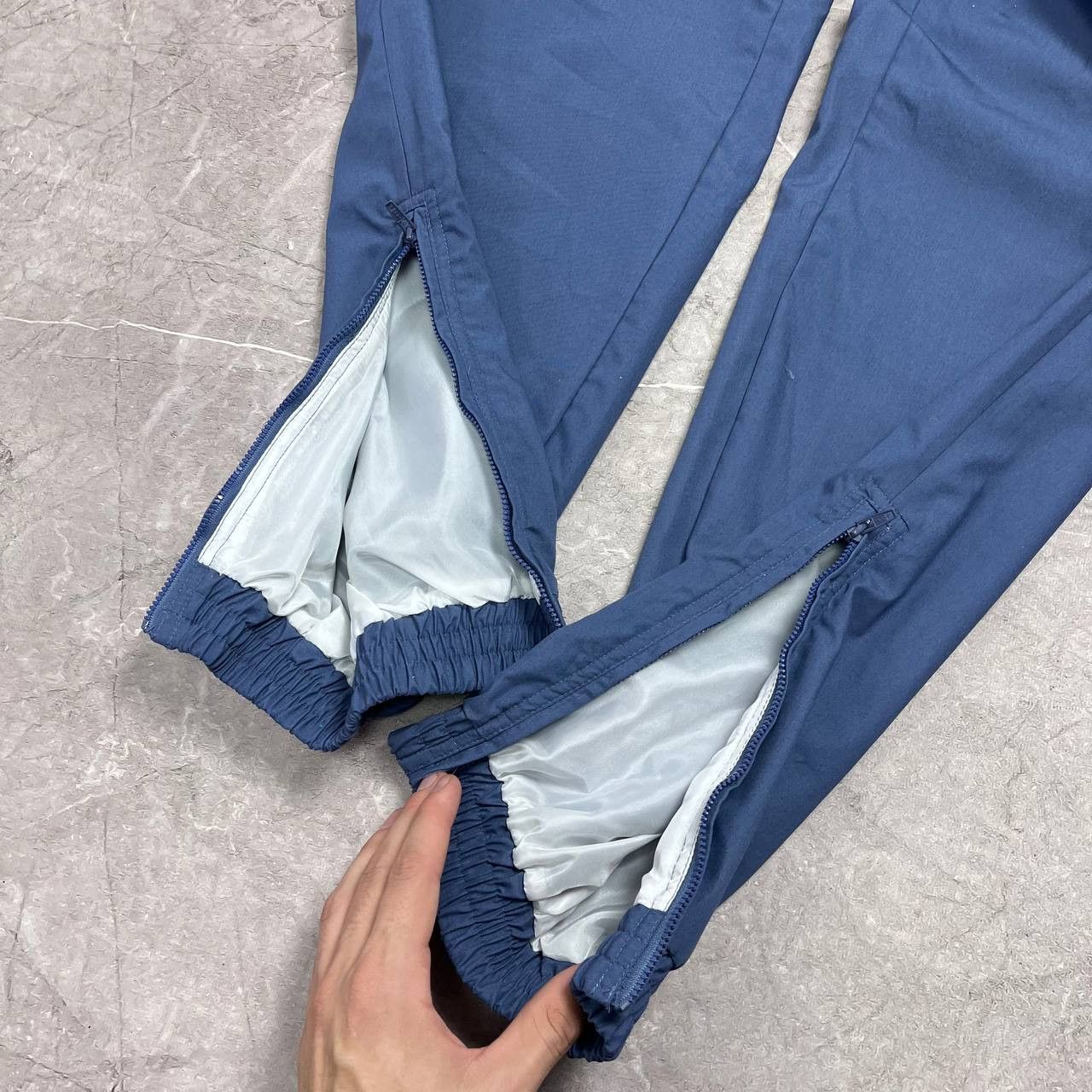Vintage Vintage Adidas Baggy Trackpants Mens Size US 33 - 14 Thumbnail