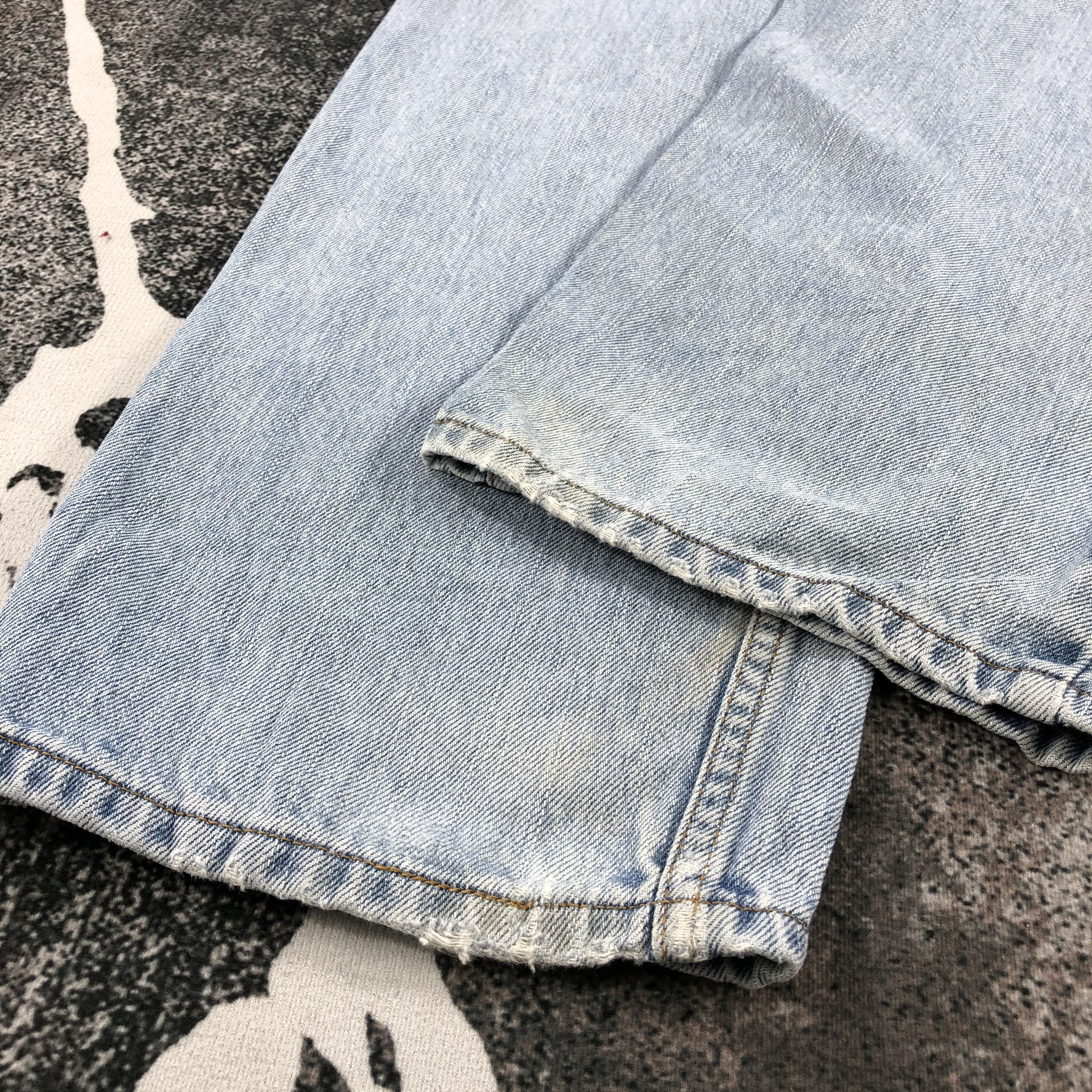 Levi's Vintage Levis 550 Jeans Medium Wash Denim KJ833 Size US 35 - 6 Thumbnail