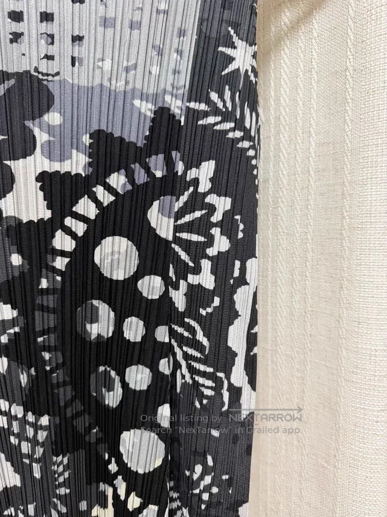 Issey Miyake Issey Miyake Paper-cut Window Grille Pleated Dress Size L / US 10 / IT 46 - 3 Thumbnail