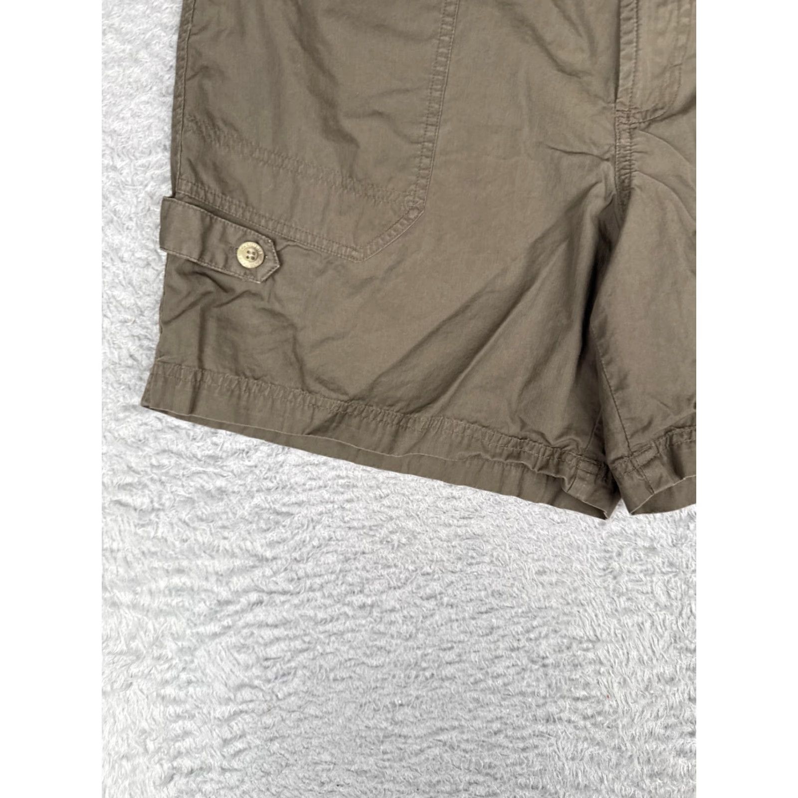 Vintage Columbia Shorts Womens 12 Green Poplin Hiking 6 Inseam Zip Fly Pockets Outdoor Size 34" / US 12 / IT 48 - 3 Thumbnail