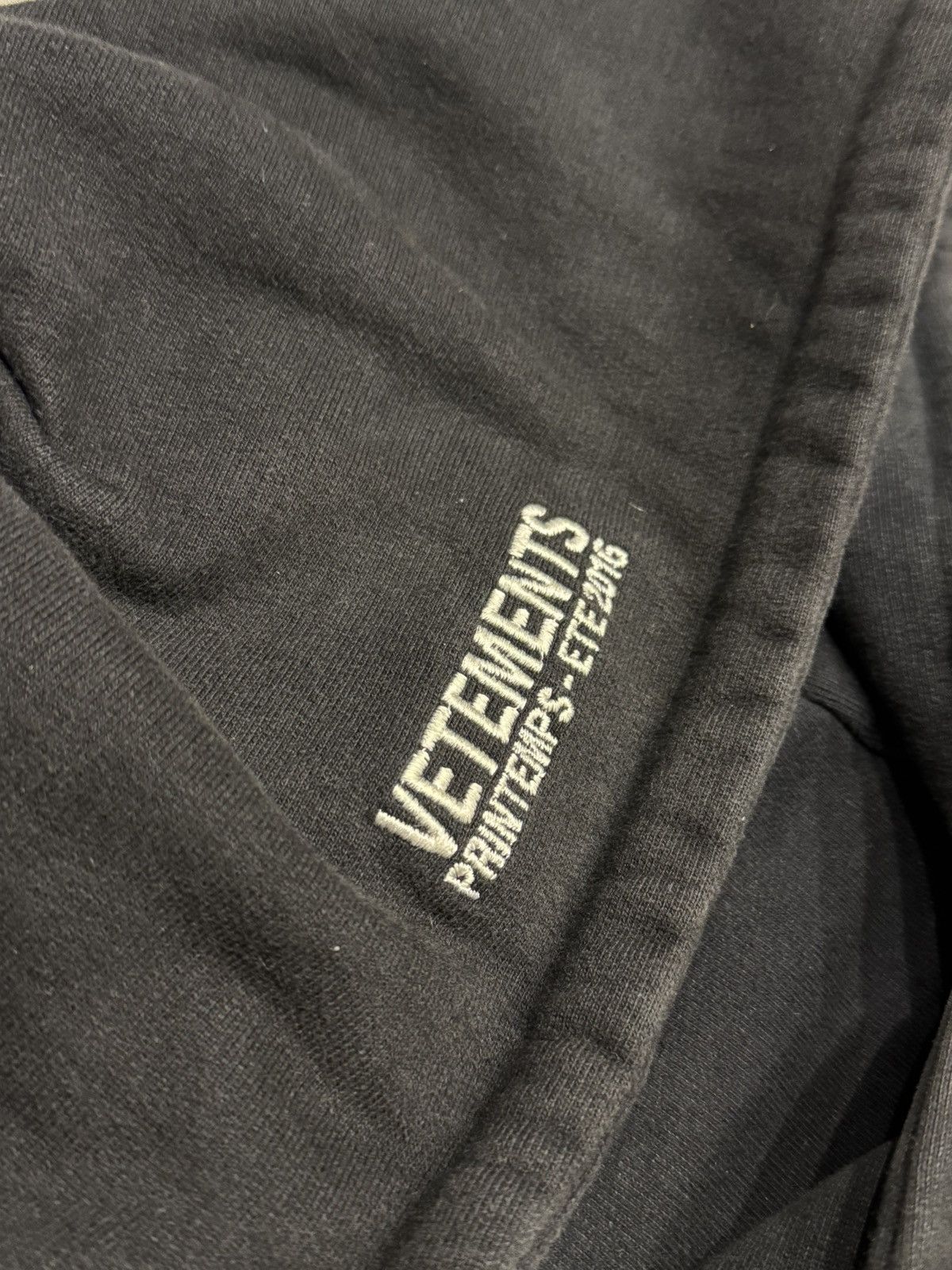 Vetements Vetements Titanic Hoodie Size US M / EU 48-50 / 2 - 6 Thumbnail