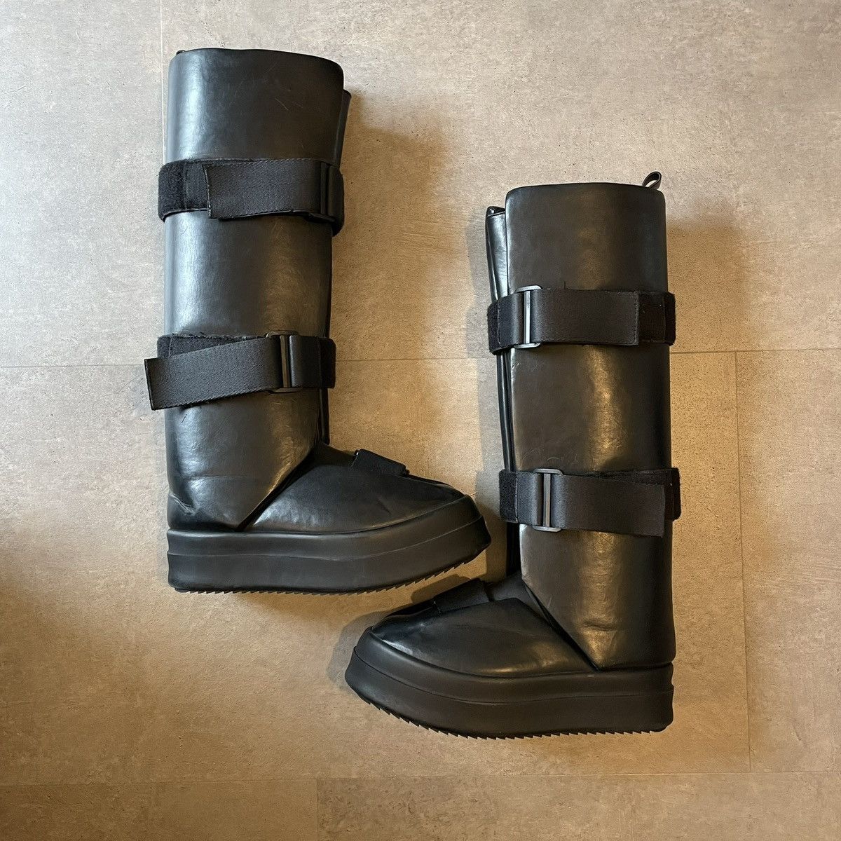 Rick Owens Rick Owens FW23 Splint Boot | Grailed
