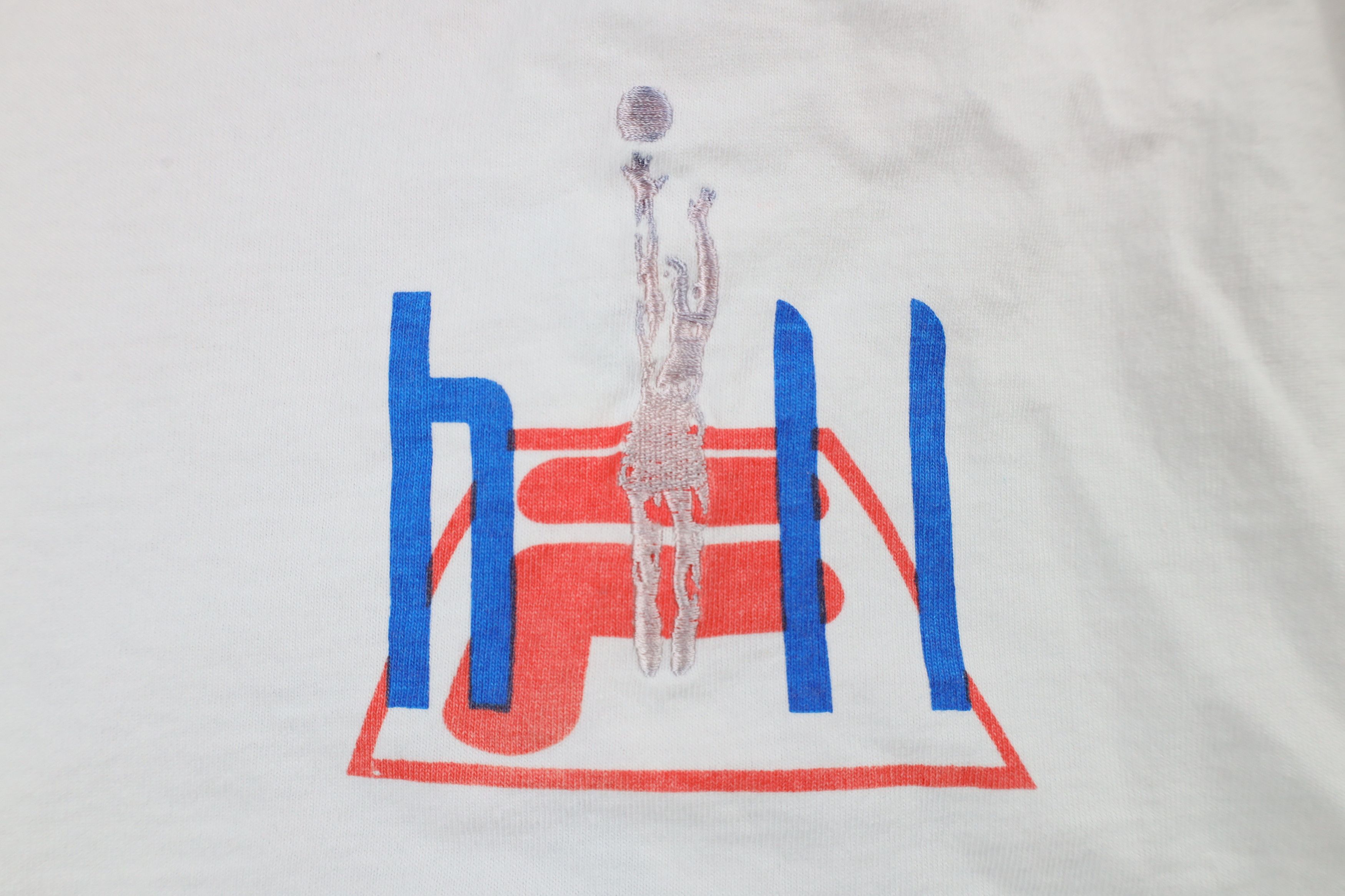 Fila × Vintage Vintage 90s FILA Basketball Detroit Pistons Jersey T-Shirt Size US XL / EU 56 / 4 - 4 Thumbnail