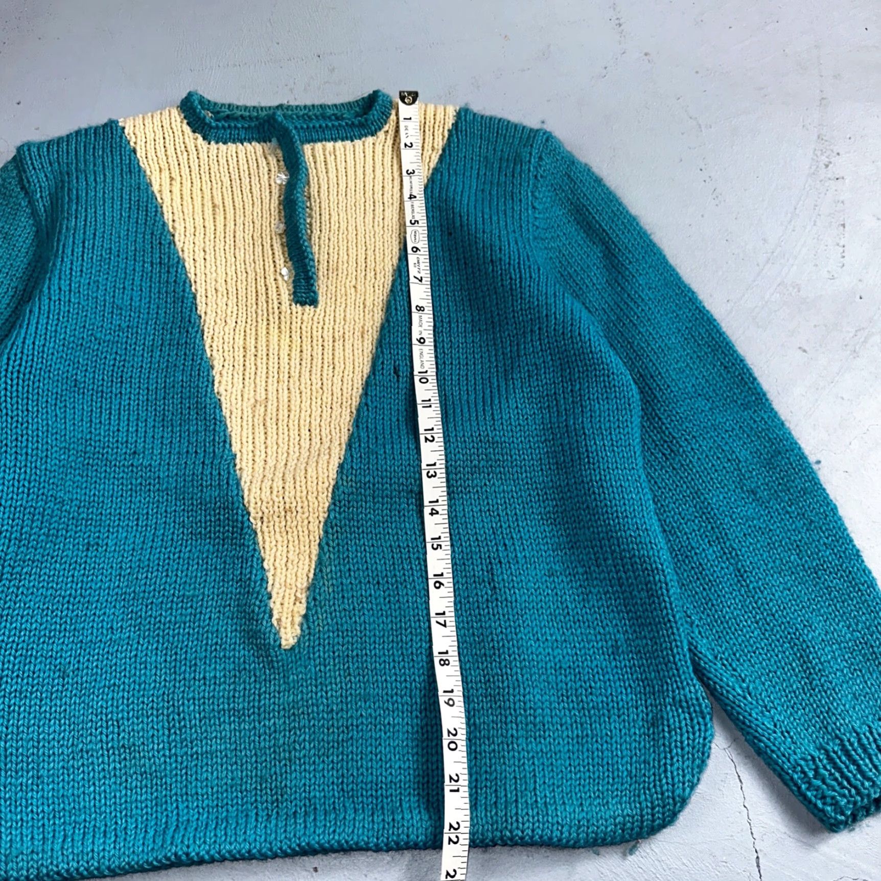 Vintage VINTAGE 1960s Handmade Blue Cable Sweater Rockabilly Women’s Medium Size M / US 6-8 / IT 42-44 - 5 Thumbnail
