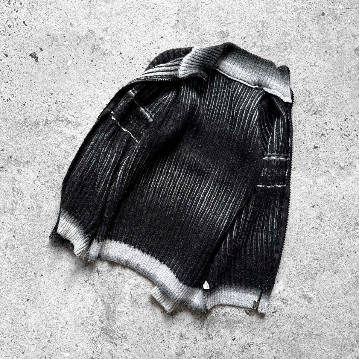 Other Vintage Mens Knit Sweater Wool Acrylic Zip Neck Ribbed Retro Size US M / EU 48-50 / 2 - 4 Thumbnail