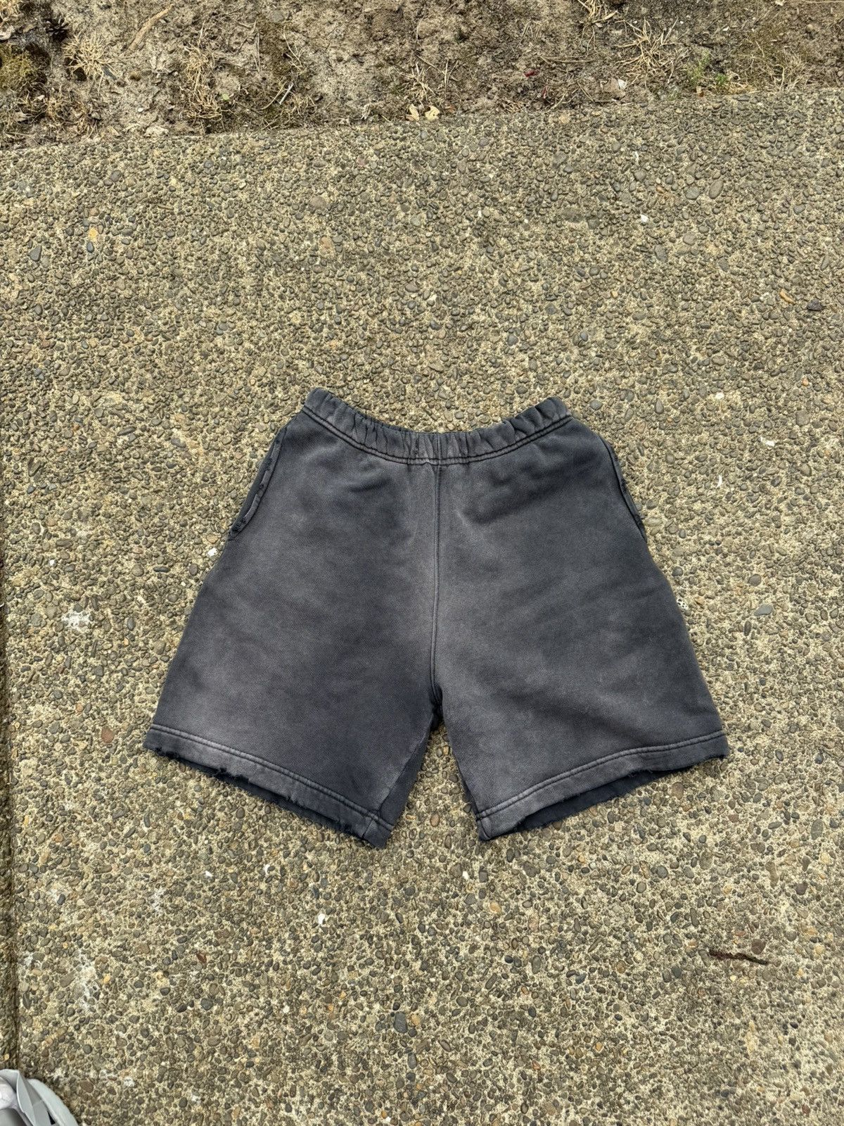 MACHUS Machus Priv. Label Vintage Washed Black Sweatshorts Size US 28 / EU 44 - 1 Thumbnail