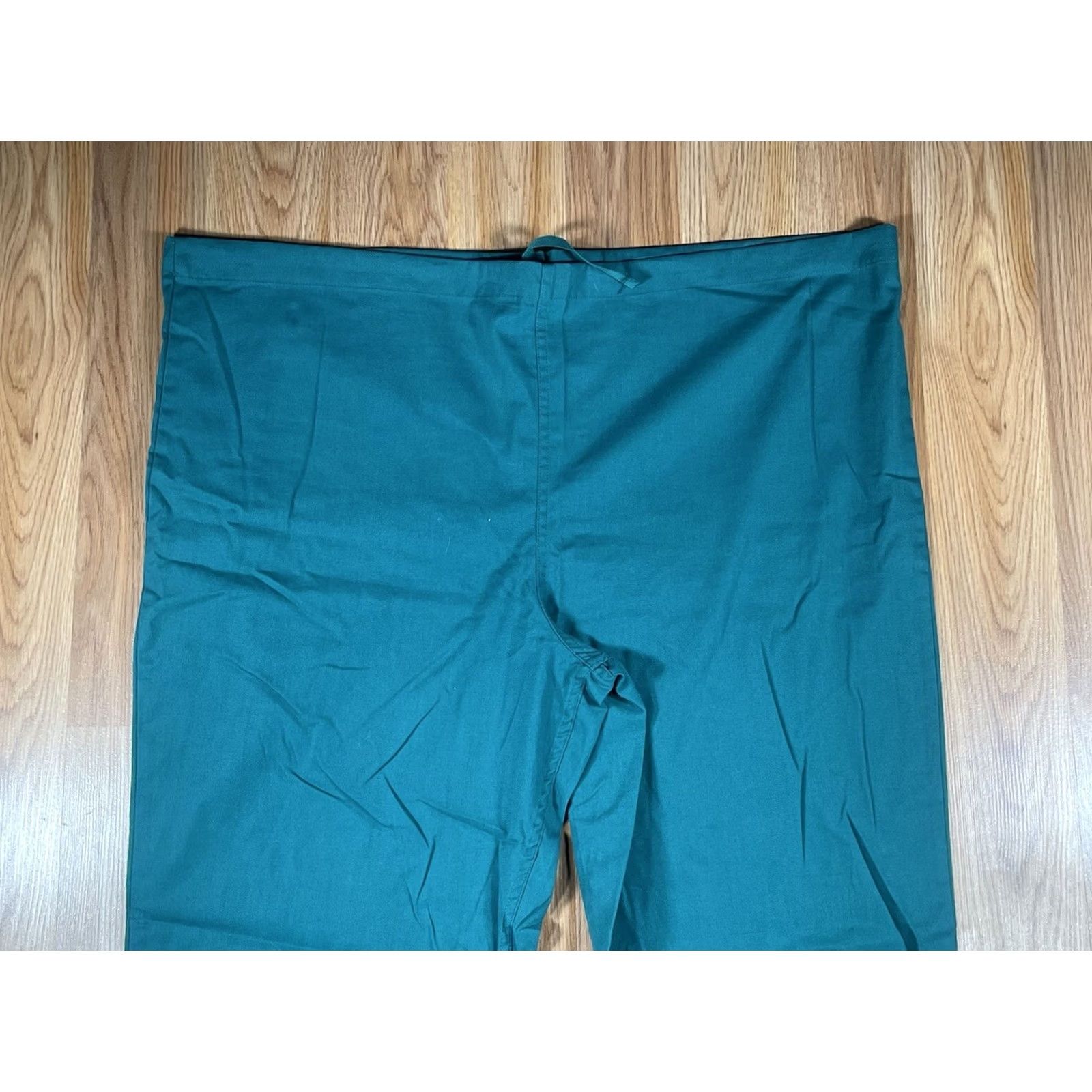 Hunter Unbranded Unisex Style UZ13151B Solid Hunter Green Cotton Blend Scrub Pants Nursing Size L Size US 33 - 2 Thumbnail