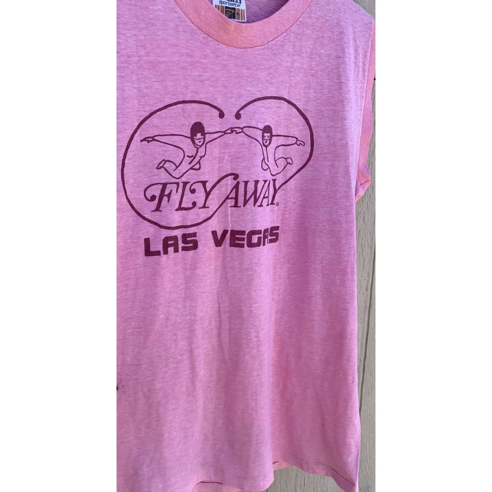 Vintage vintage Sunbelt Fly Away Las Vegas muscle tee pink sleeveless t shirt 80s 1980s XL Men graphic tee Size US XL / EU 56 / 4 - 7 Thumbnail