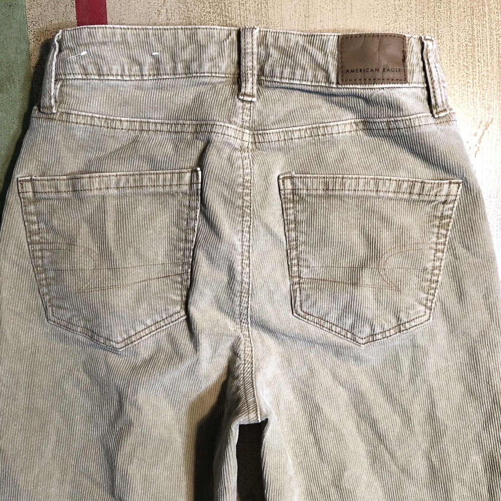 American Eagle Outfitters VINTAGE American Eagle Corduroy Pants Womens 00 Straight Jeans Tan 27.5 in Inseam 24 in Waist 00-27.5 5-Pocket Modern Retro Outdoor Womens Size 24" / US 00 / IT 34 - 3 Thumbnail