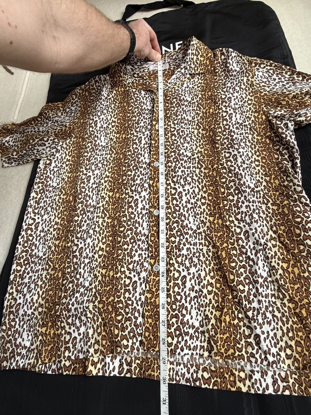Celine $1.2k 🤑 SS23 Celine leopard Hawaiian shirt Hedi 40 38 ss Size US L / EU 52-54 / 3 - 10 Thumbnail