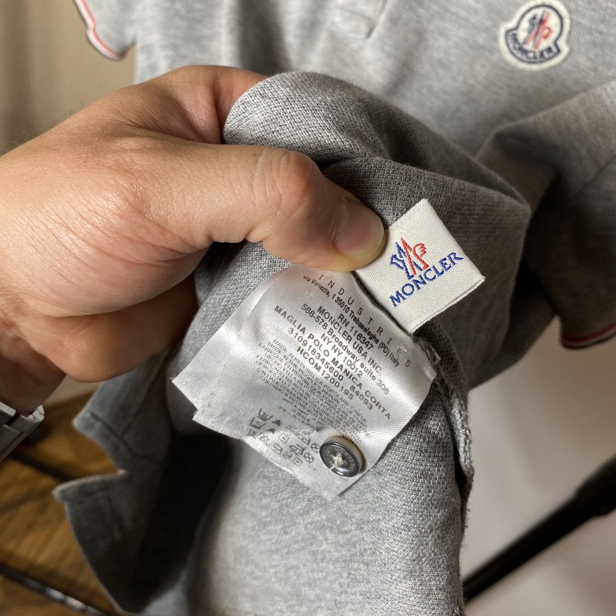 Moncler Classic Polo Moncler Gray Size US M / EU 48-50 / 2 - 9 Thumbnail
