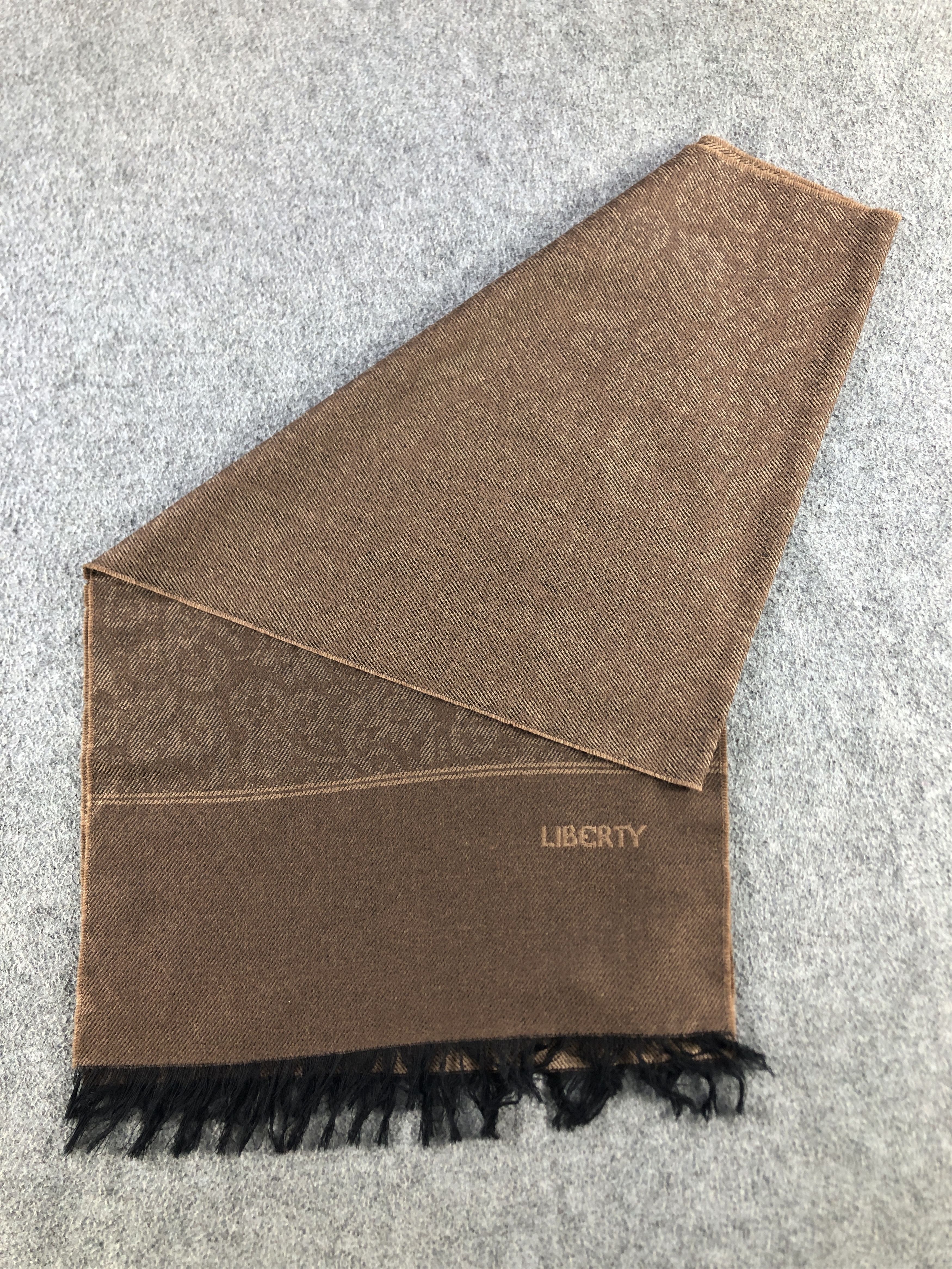 Liberty Liberty Scarf / Muffler / Neckwear P928 Size ONE SIZE - 6 Thumbnail